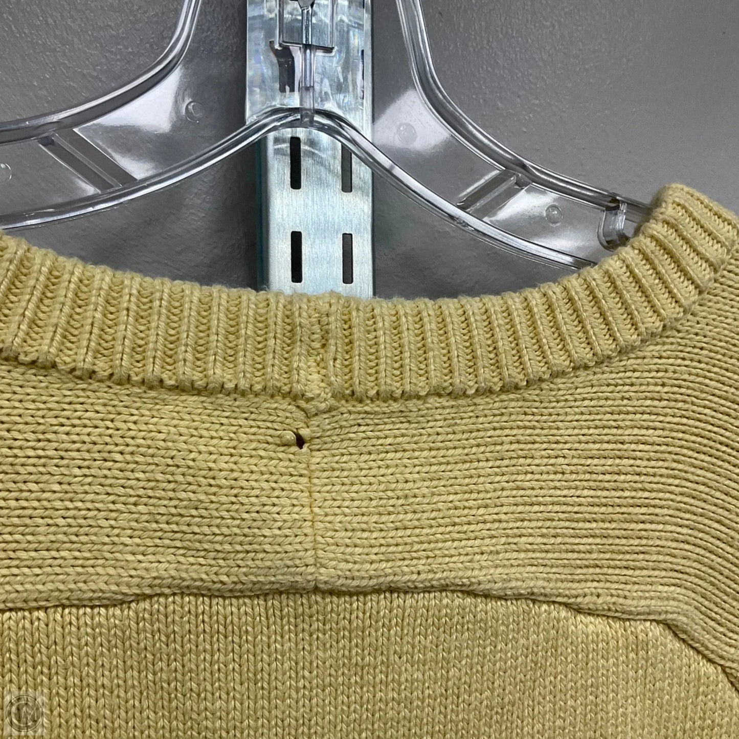 Sweater Short Sleeve By Abercrombie And Fitch In Yellow, Size: Xl