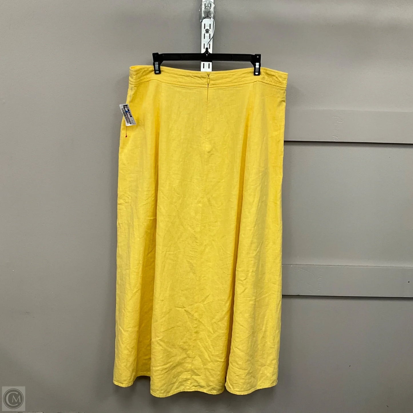 Skirt Midi By Liz Claiborne In Yellow, Size: 12