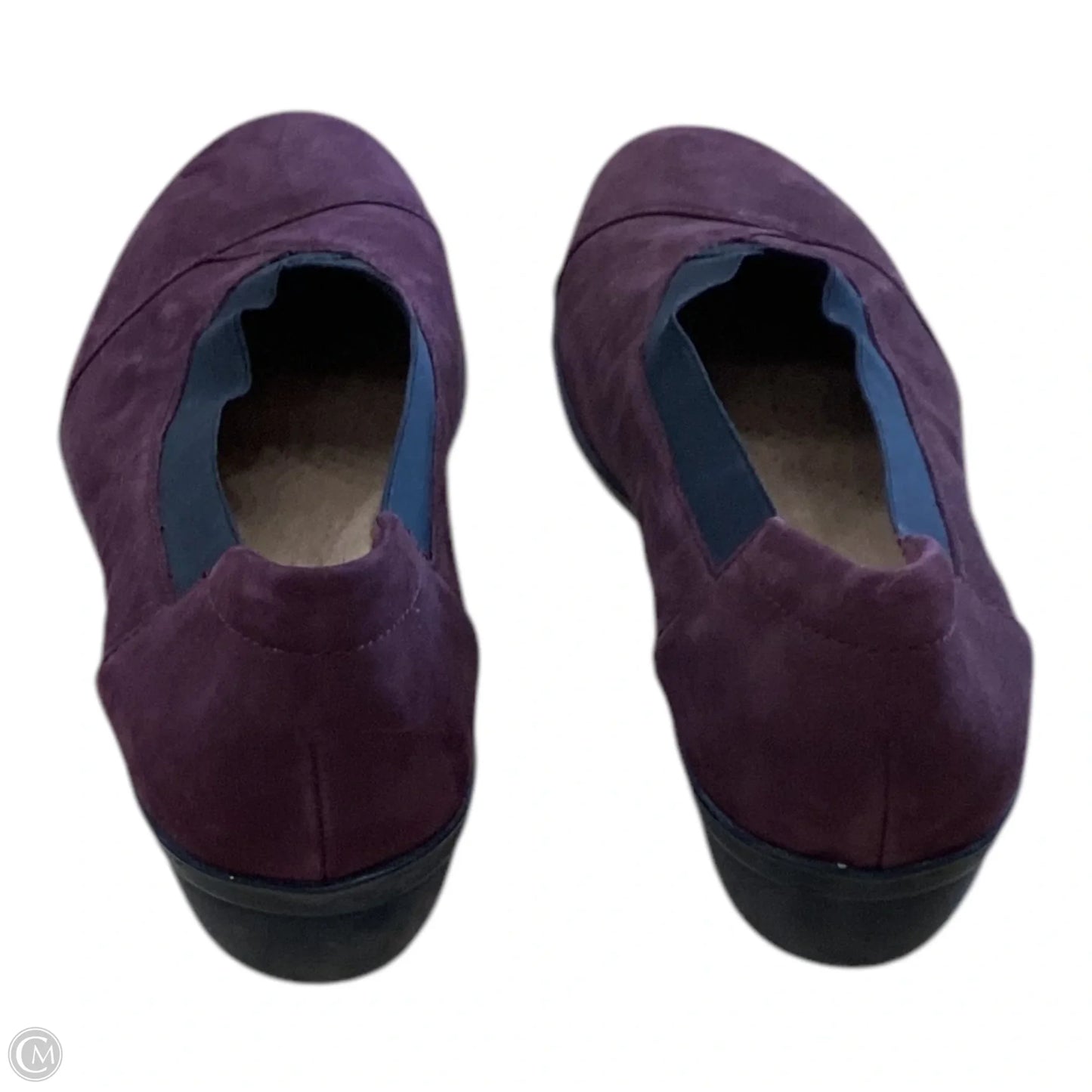 Shoes Flats By Clarks In Maroon, Size: 10