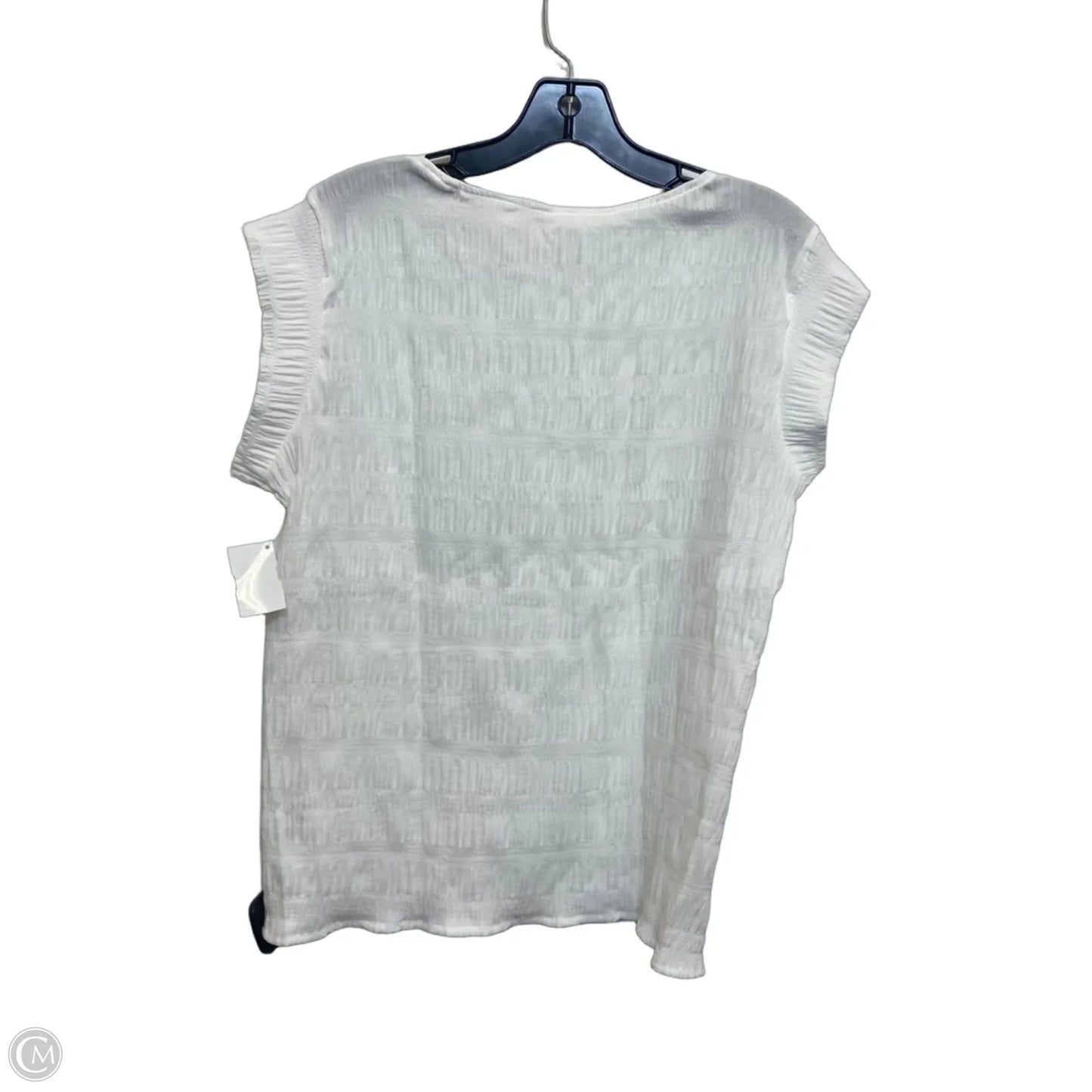 Top Short Sleeve By Clothes Mentor In White, Size: S