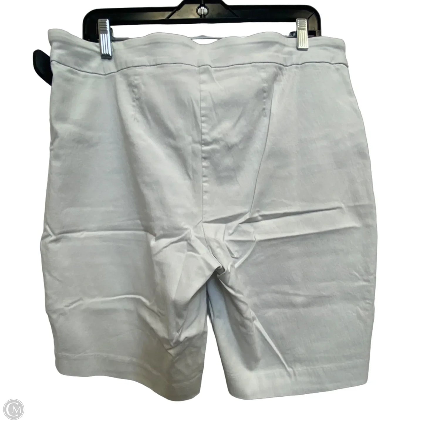 Shorts By Liz Claiborne In White, Size: Xl