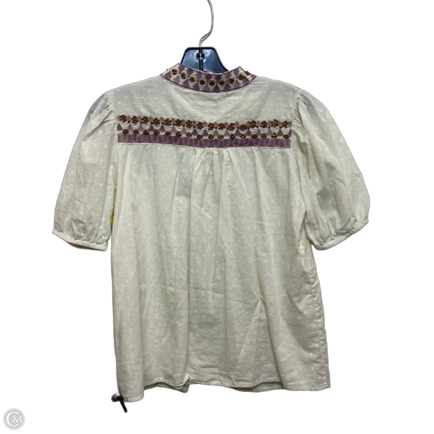 Top Short Sleeve By Forever That Girl In Cream, Size: S