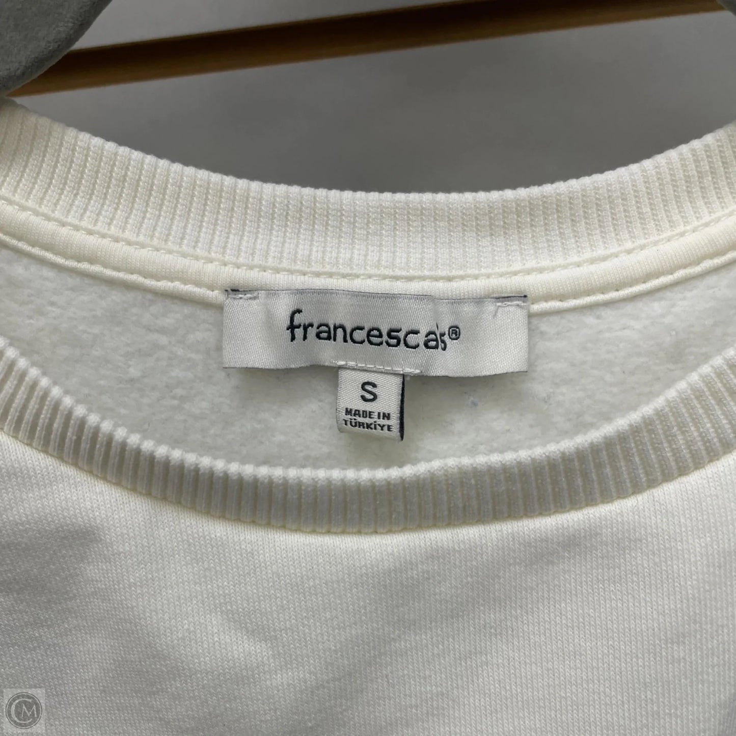 Sweatshirt Crewneck By Francesca's In Cream, Size: S