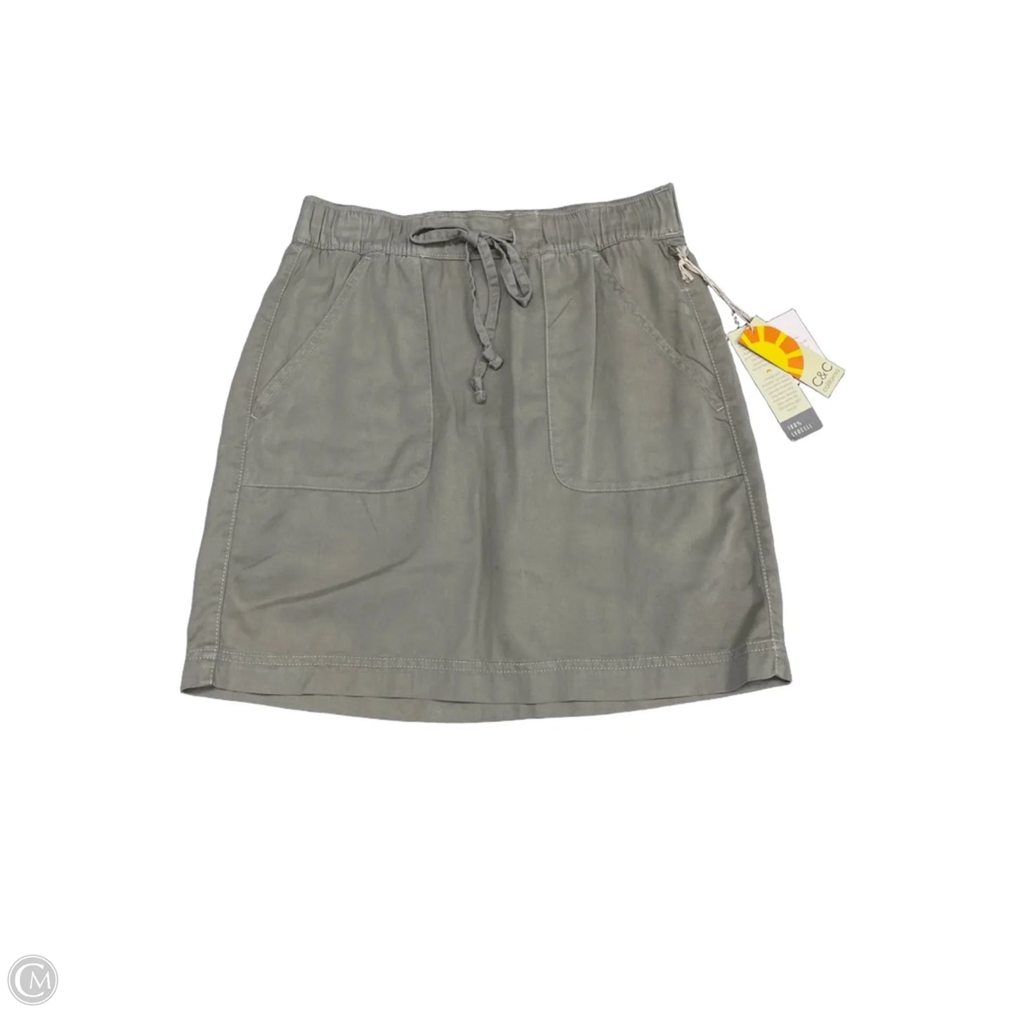Skirt Mini & Short By C And C In Green, Size: Xs