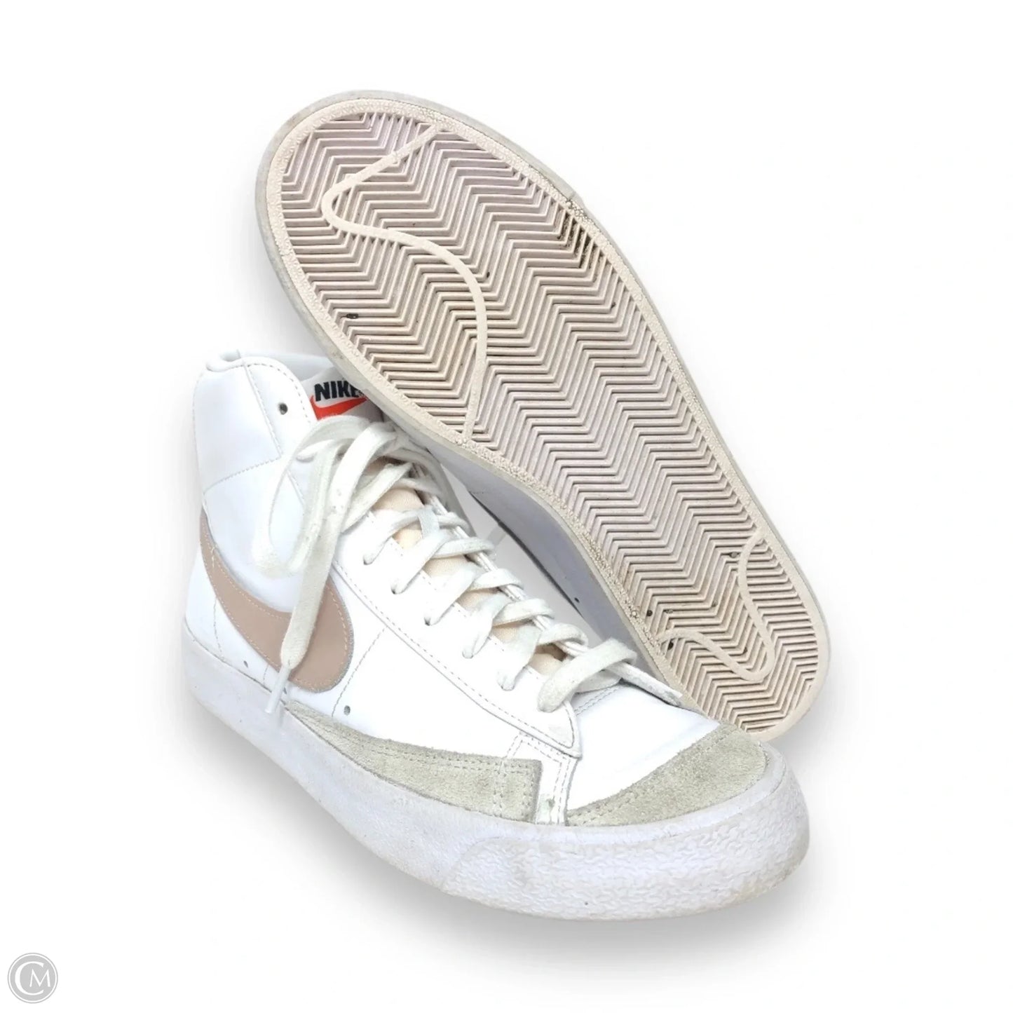 Shoes Sneakers By Nike In Cream & White, Size: 10.5
