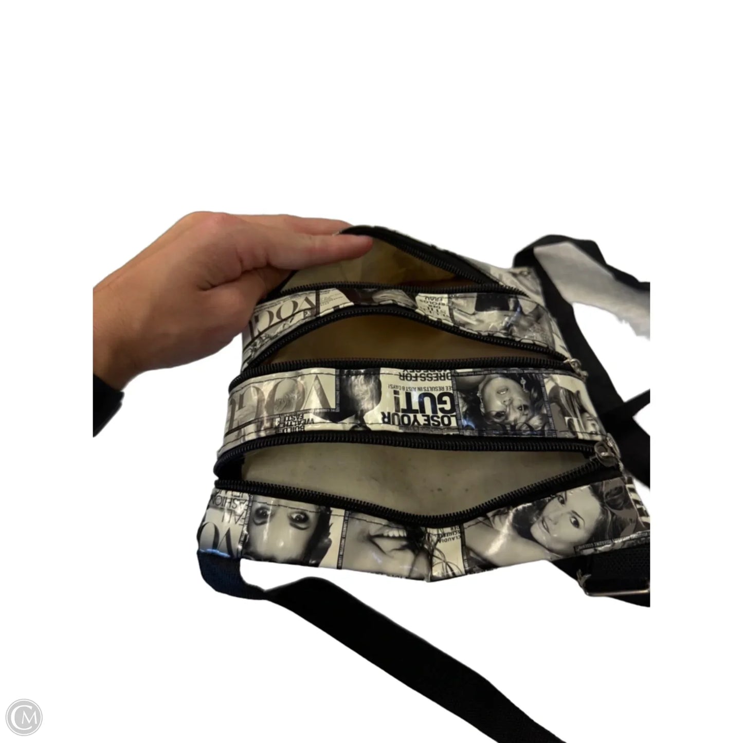 Crossbody By Clothes Mentor, Size: Small