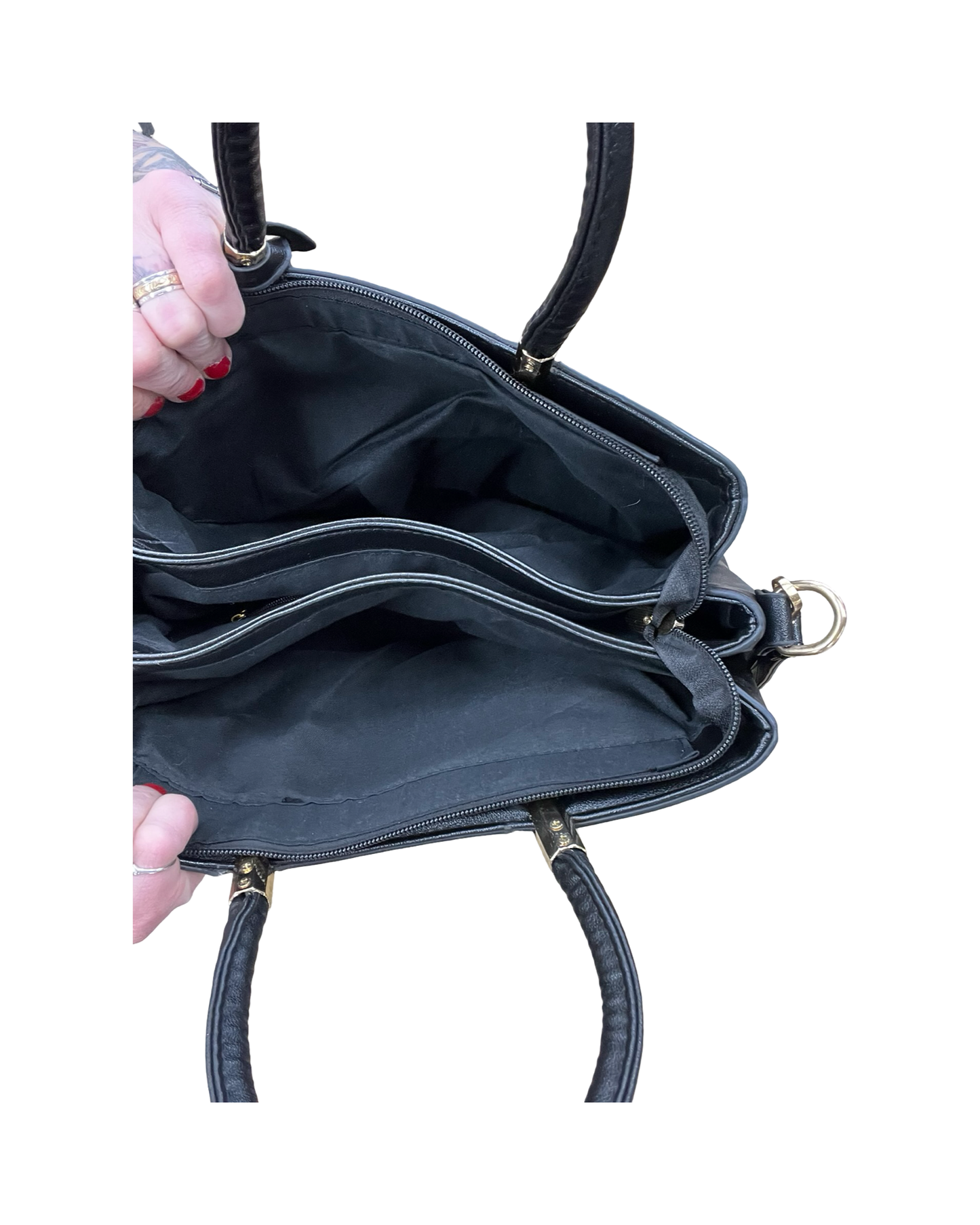 Handbag By Clothes Mentor In Black, Size:Medium