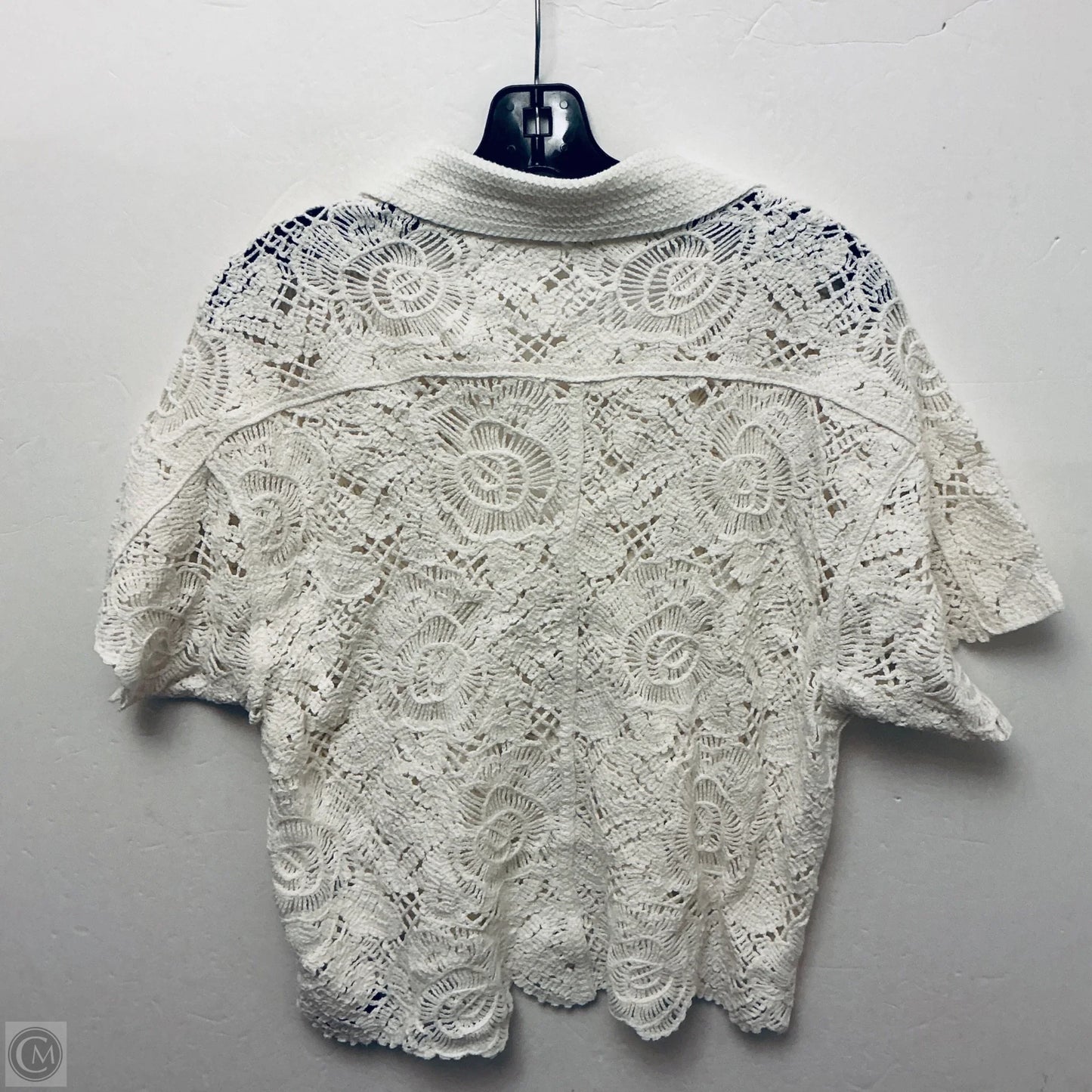 Top Short Sleeve Basic By Democracy In White, Size: S