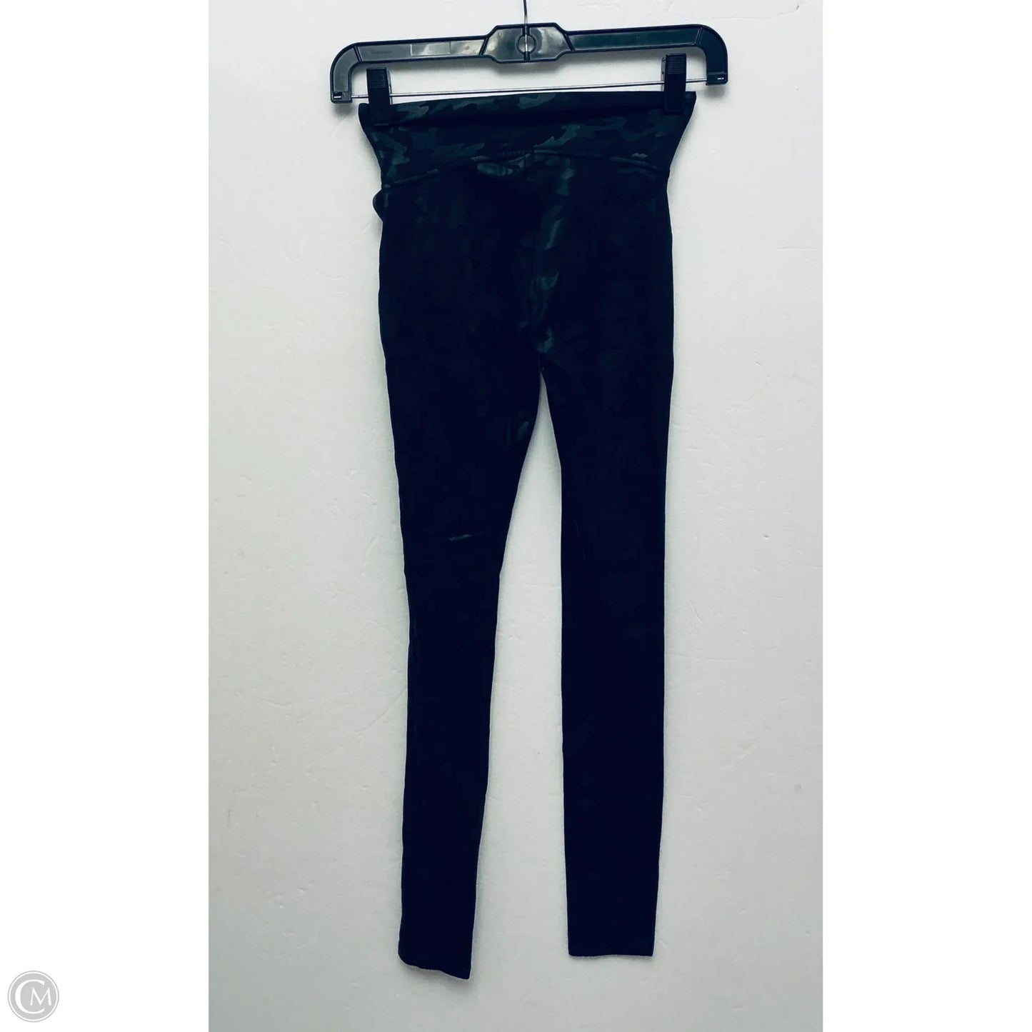 Athletic Leggings By Spanx In Camouflage Print, Size: Xs