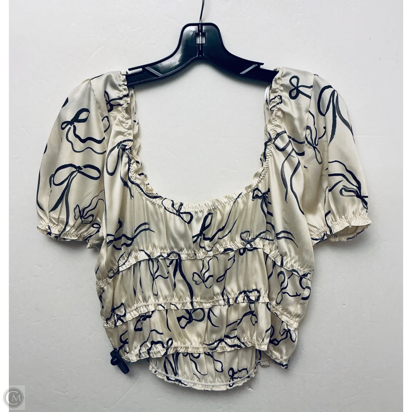 Top Short Sleeve By Zara In Cream, Size: Xl