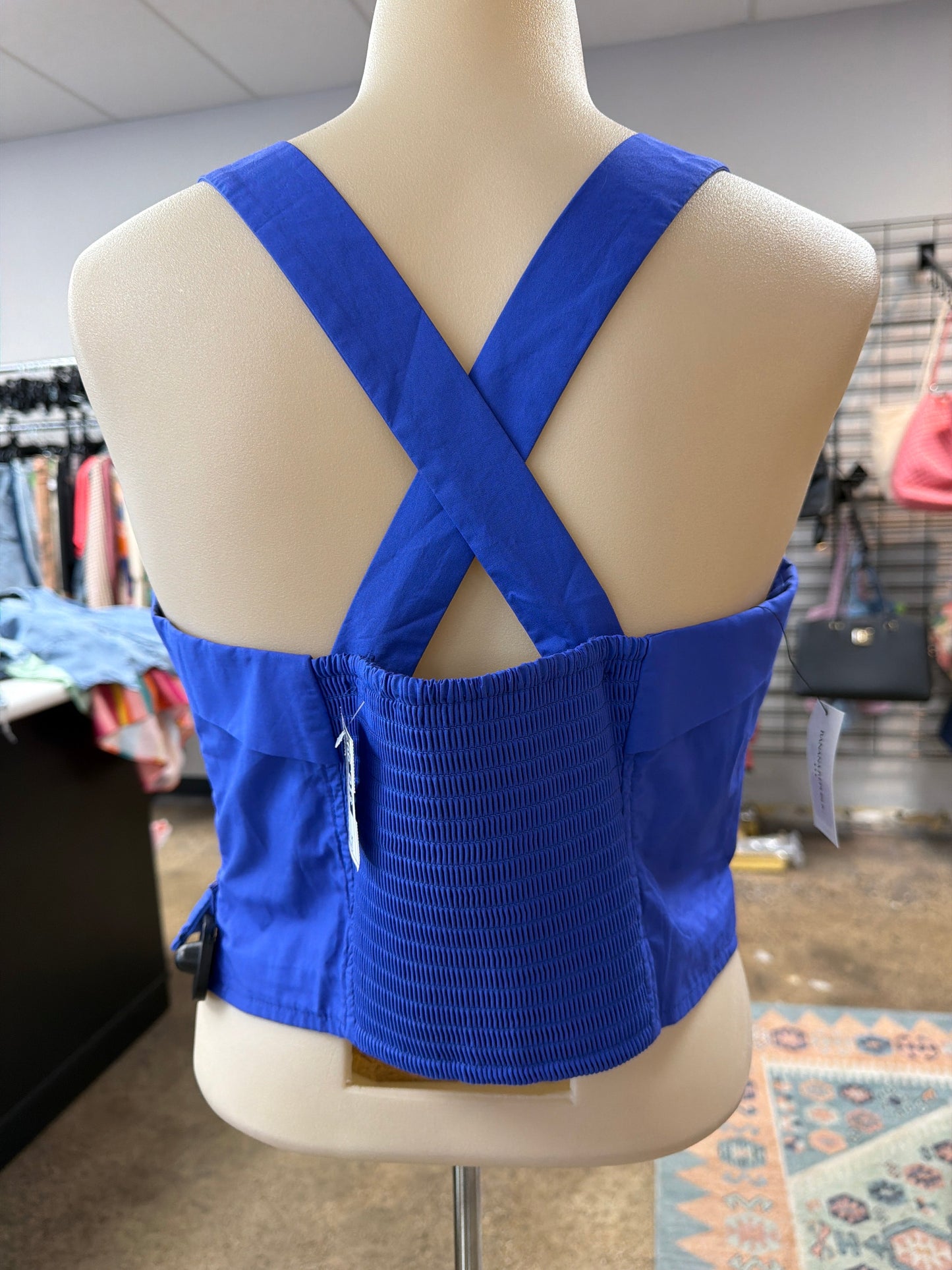 Top Sleeveless By Banana Republic In Blue, Size:M