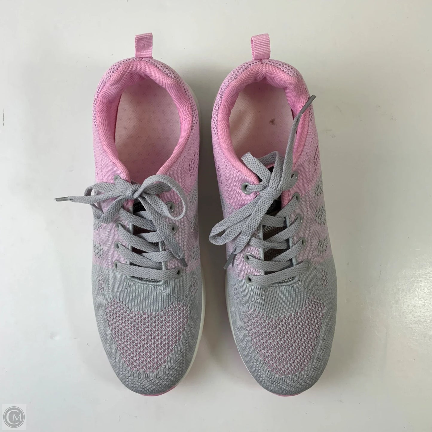 Shoes Athletic By Clothes Mentor In Grey & Pink, Size: 11