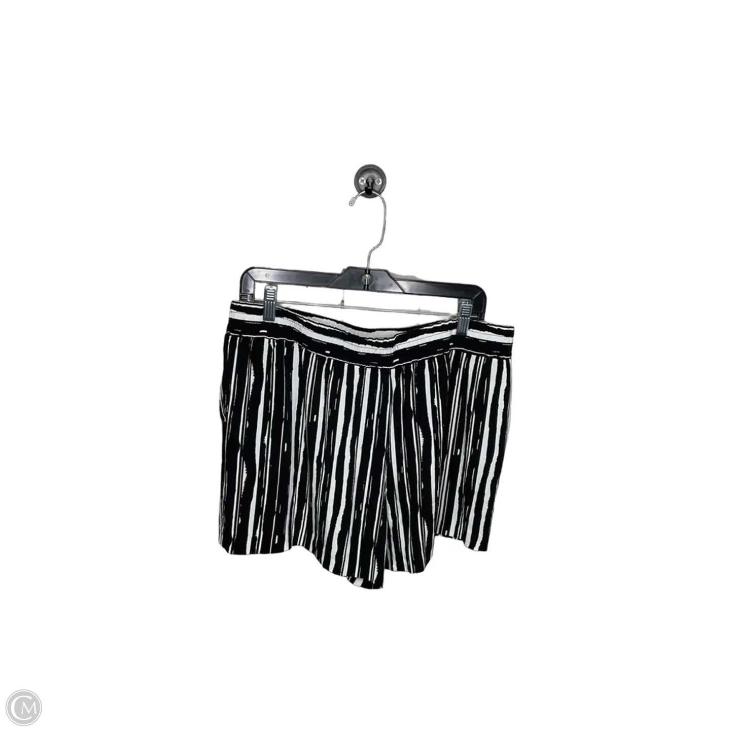 Shorts By Apt 9 In Black & White, Size: L