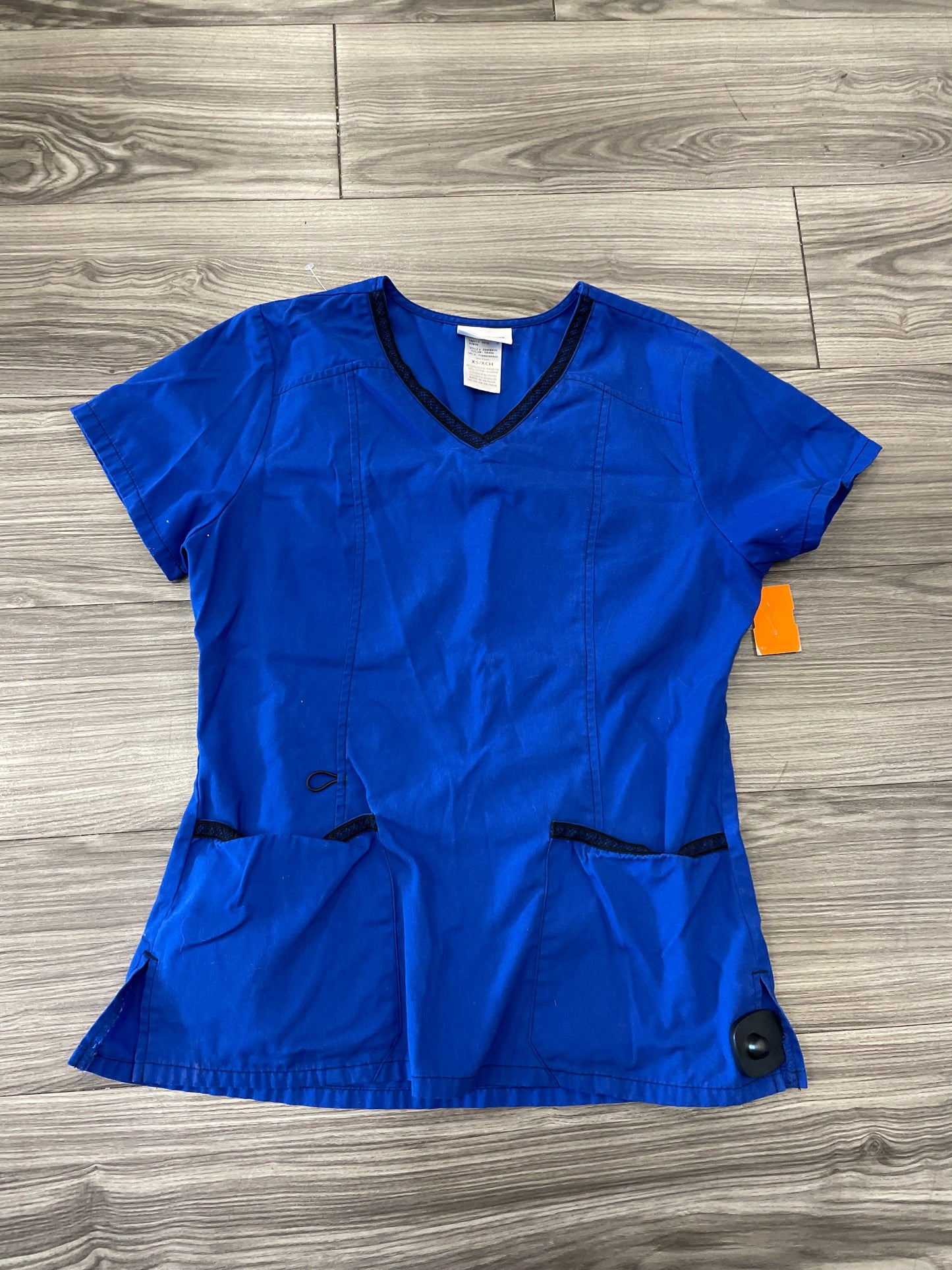 Top Short Sleeve By Clothes Mentor Size: Xs