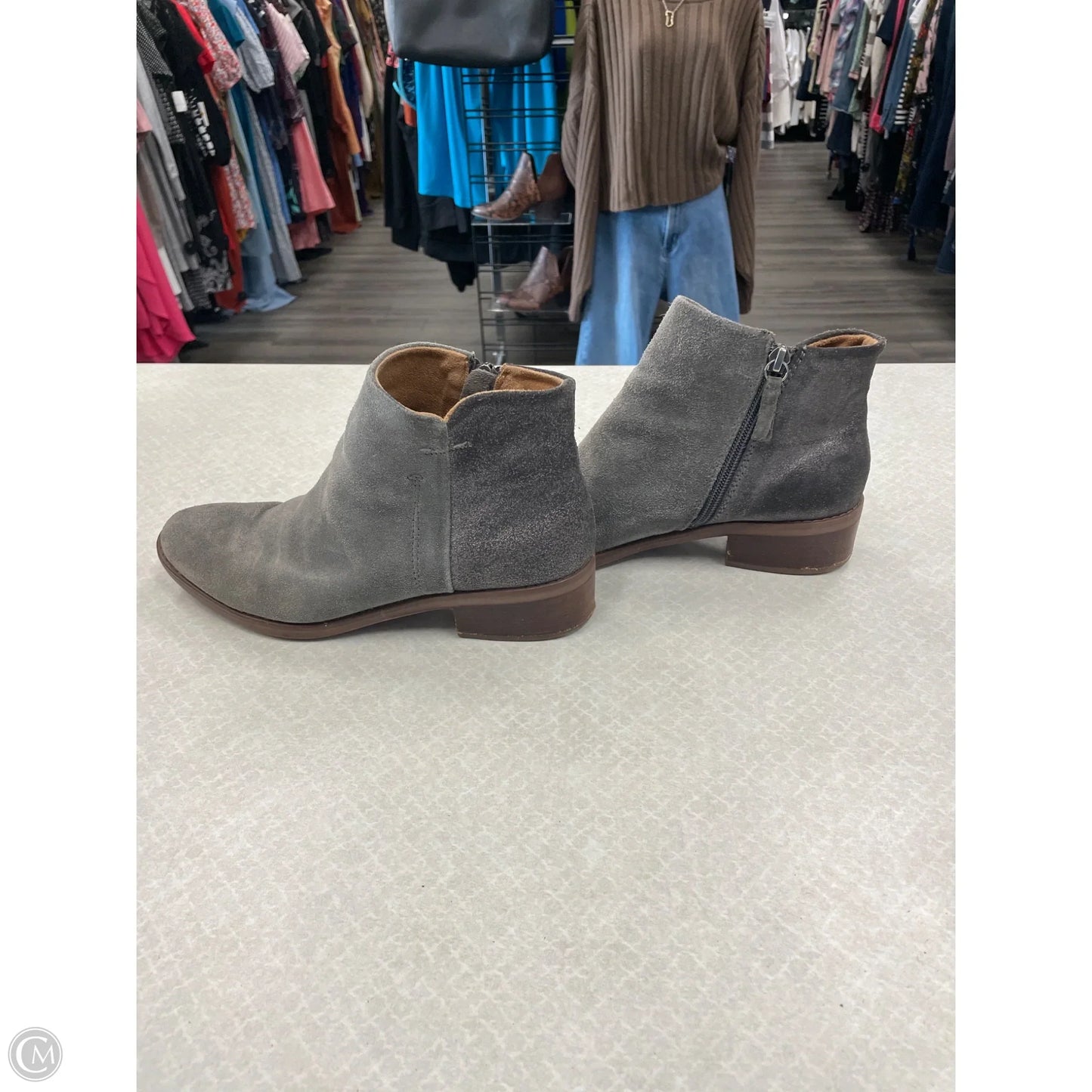 Boots Ankle Flats By Comfortiva In Grey, Size: 7