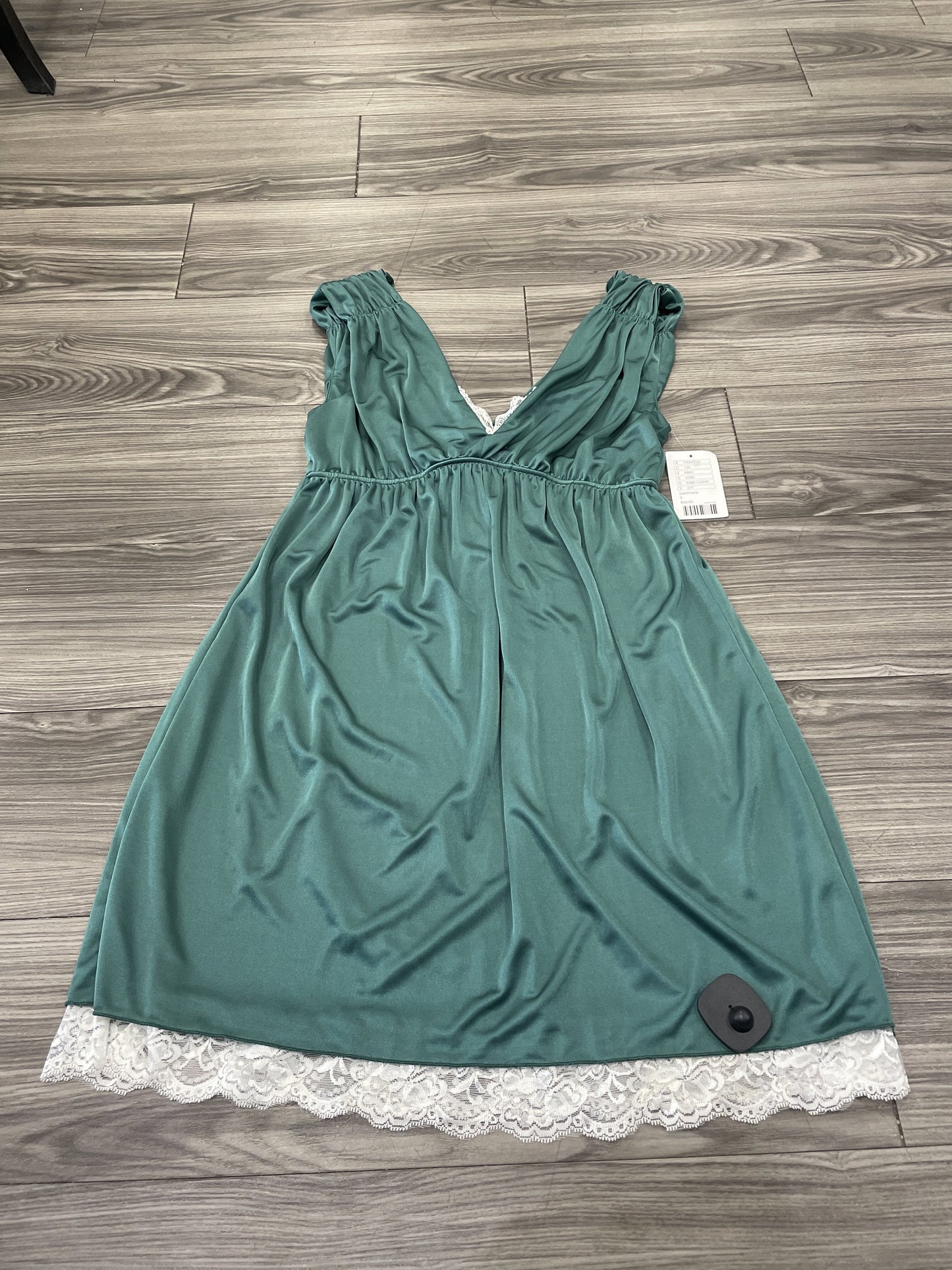 Dress Casual Midi By Urban Outfitters Size: S