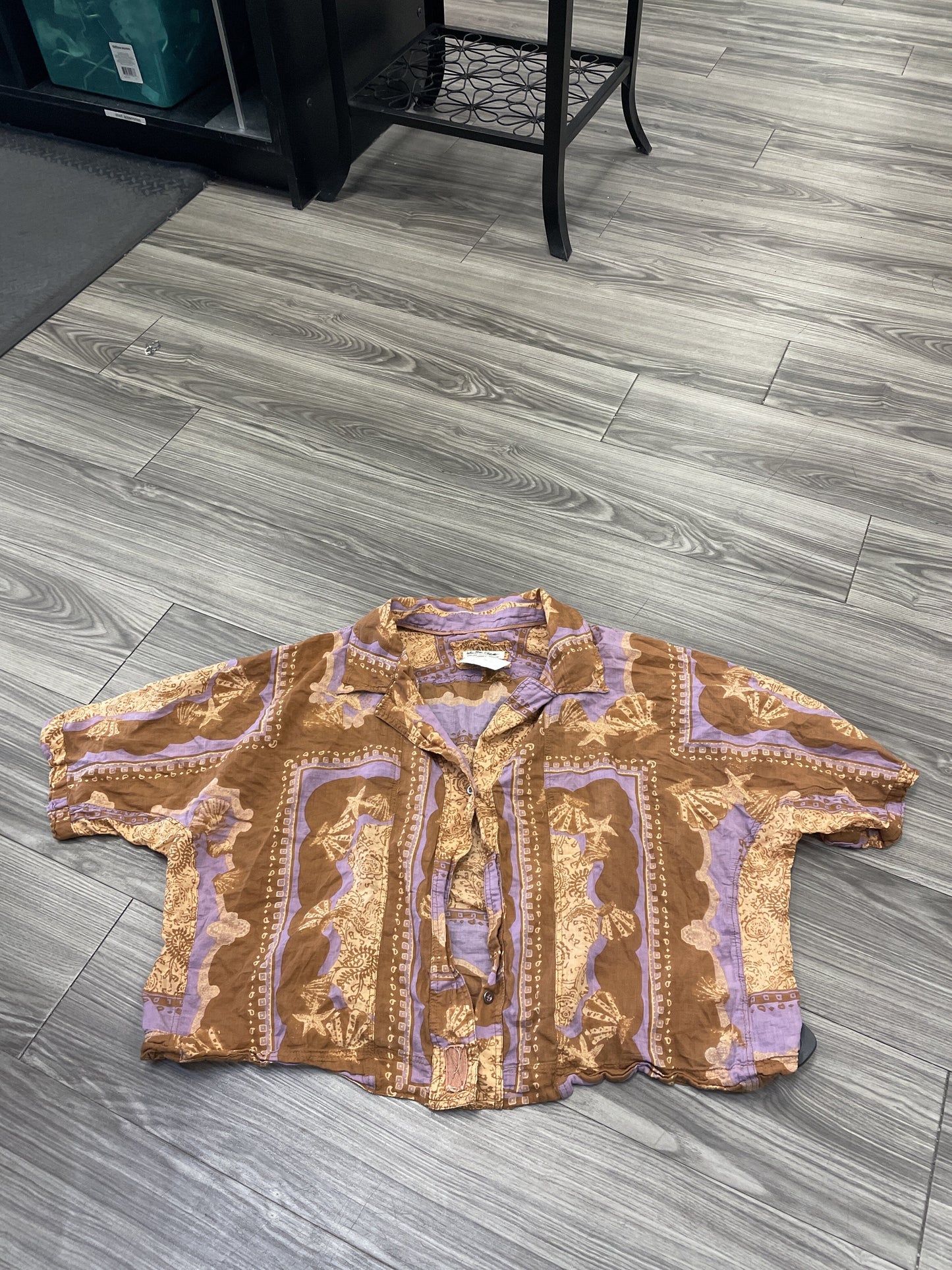 Top Short Sleeve By We The Free Size: Xl