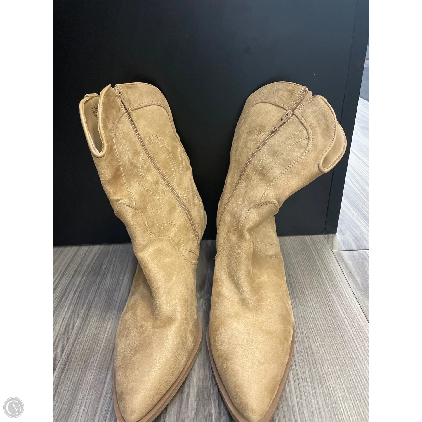 Boots Western By Universal Thread In Brown, Size: 11