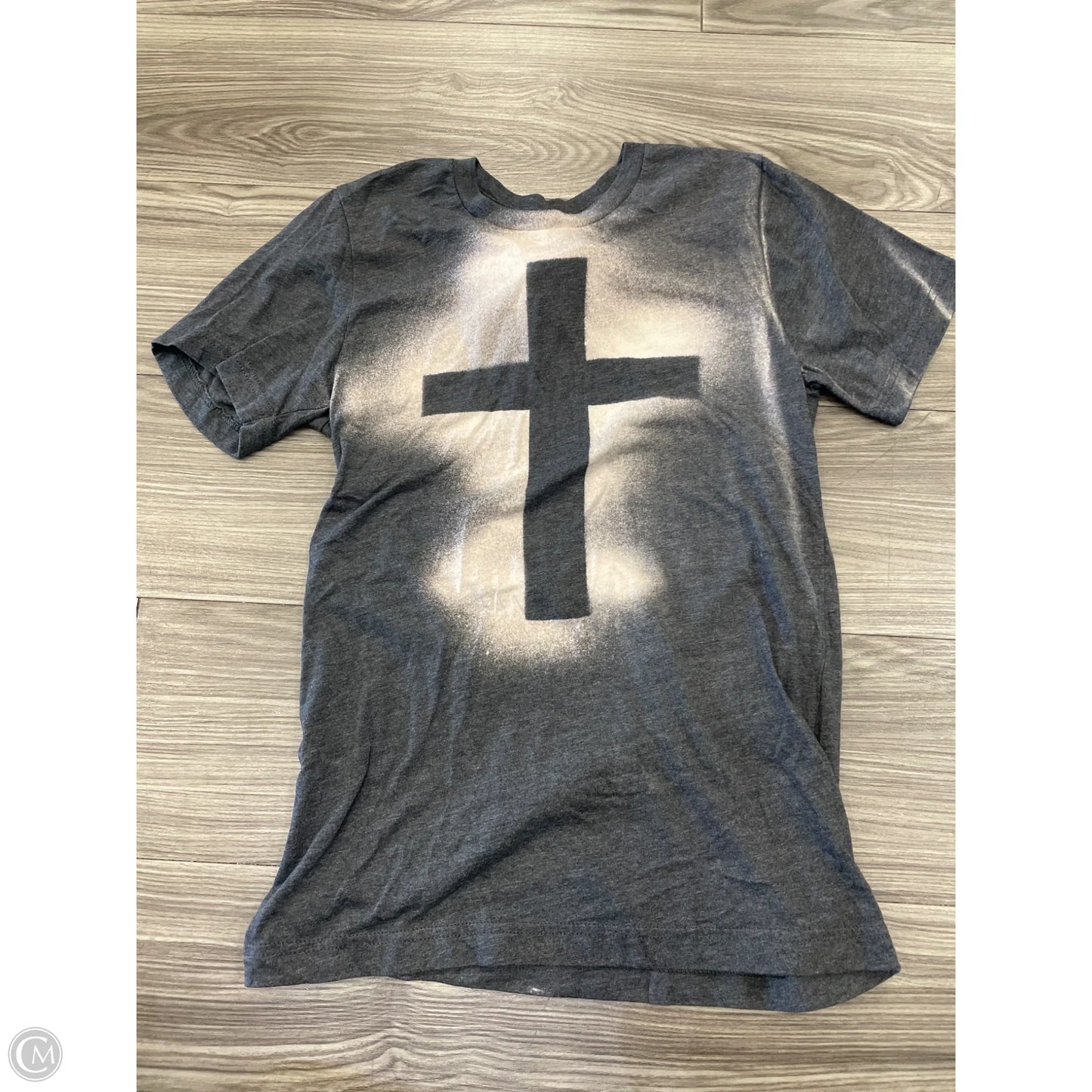 Top Short Sleeve By Canvas In Grey, Size: S