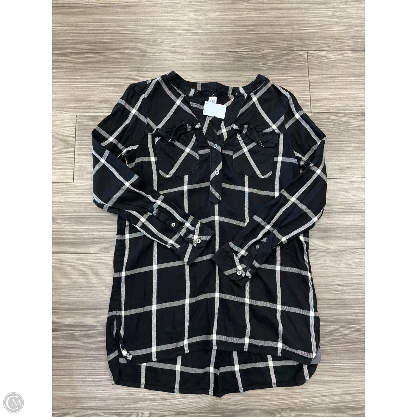Top Long Sleeve By Gap In Plaid Pattern, Size: S