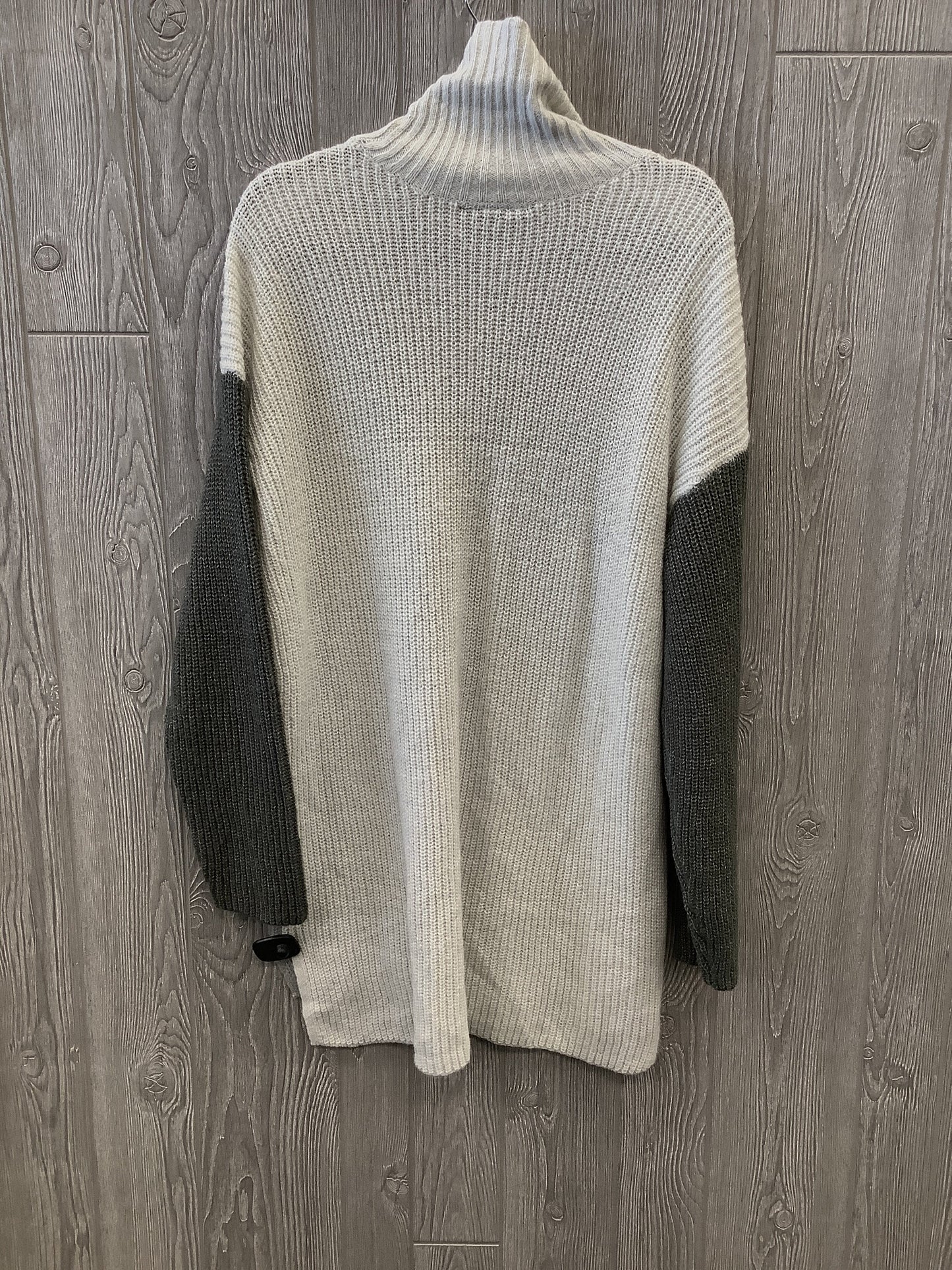 Sweater By Lane Bryant Size: 1x