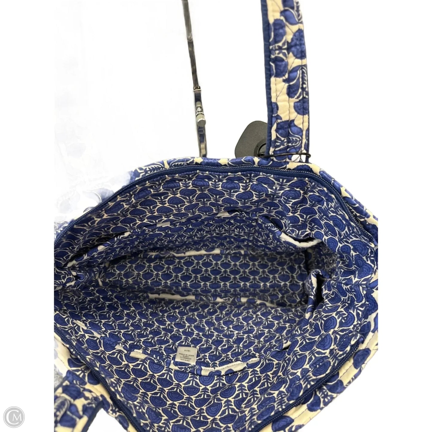 Handbag By Vera Bradley, Size: Small
