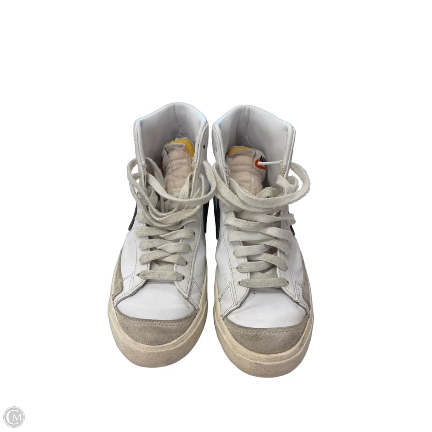 Shoes Sneakers By Nike In White, Size: 7