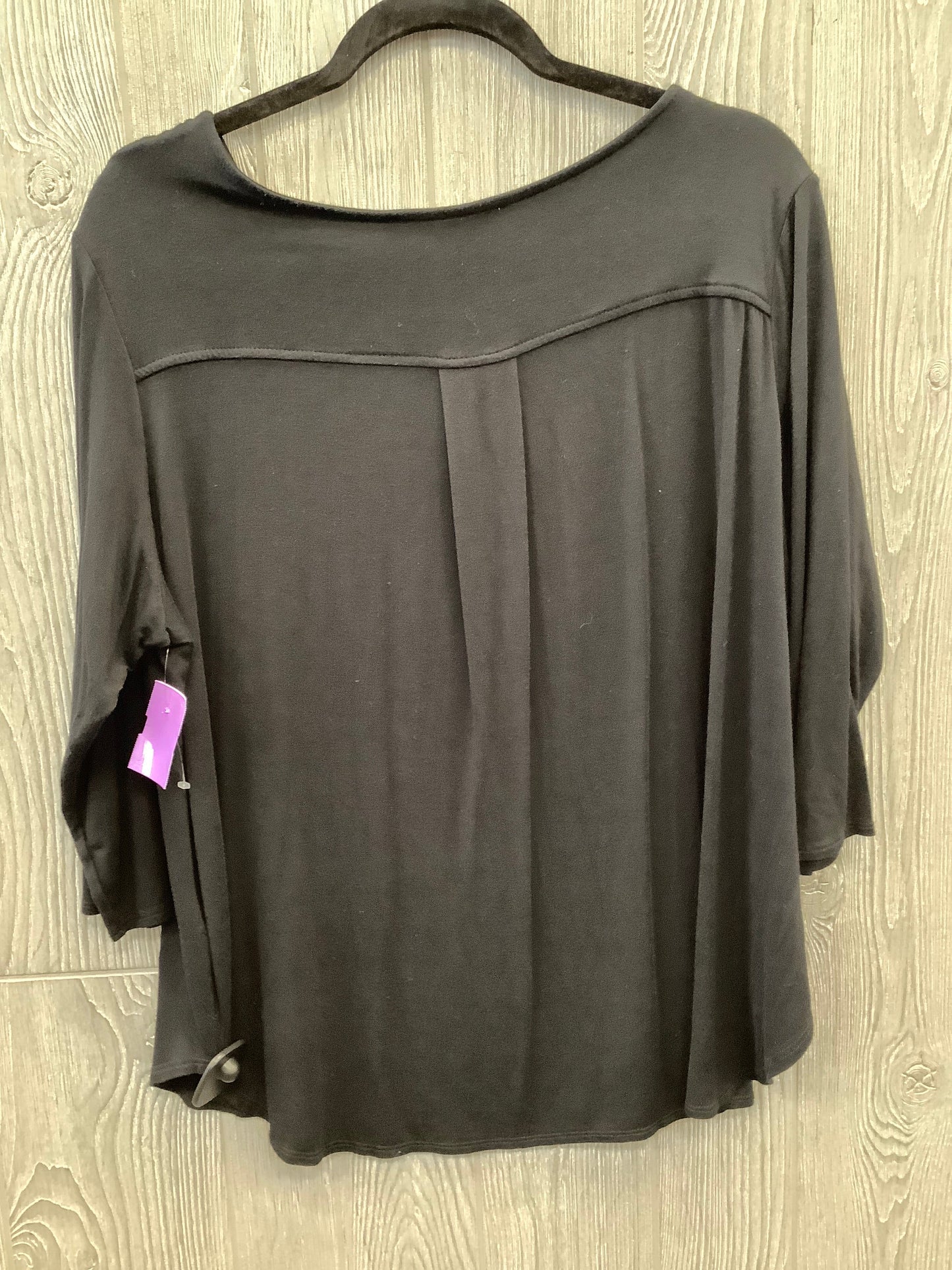 Top 3/4 Sleeve By Philosophy In Black, Size: 1x