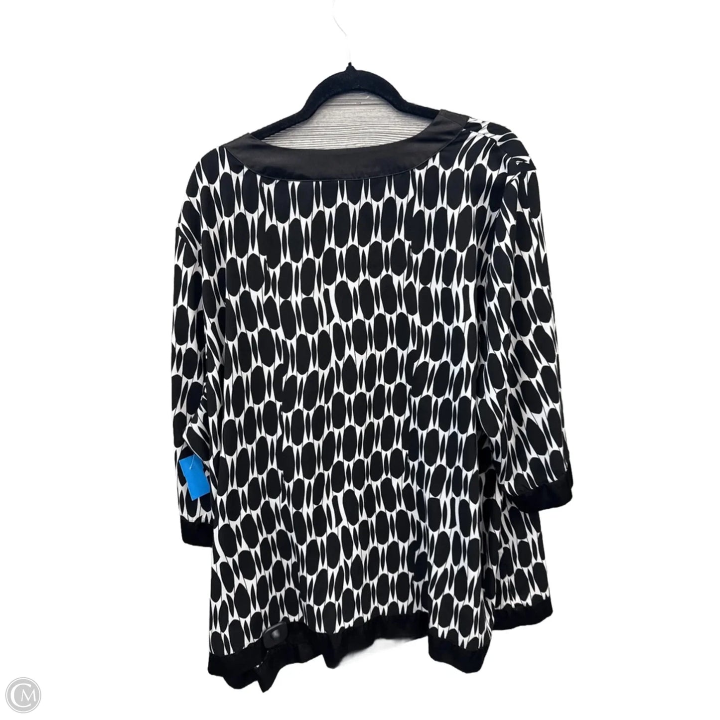 Top Short Sleeve By Maggie Barnes In Black & White, Size: 2x