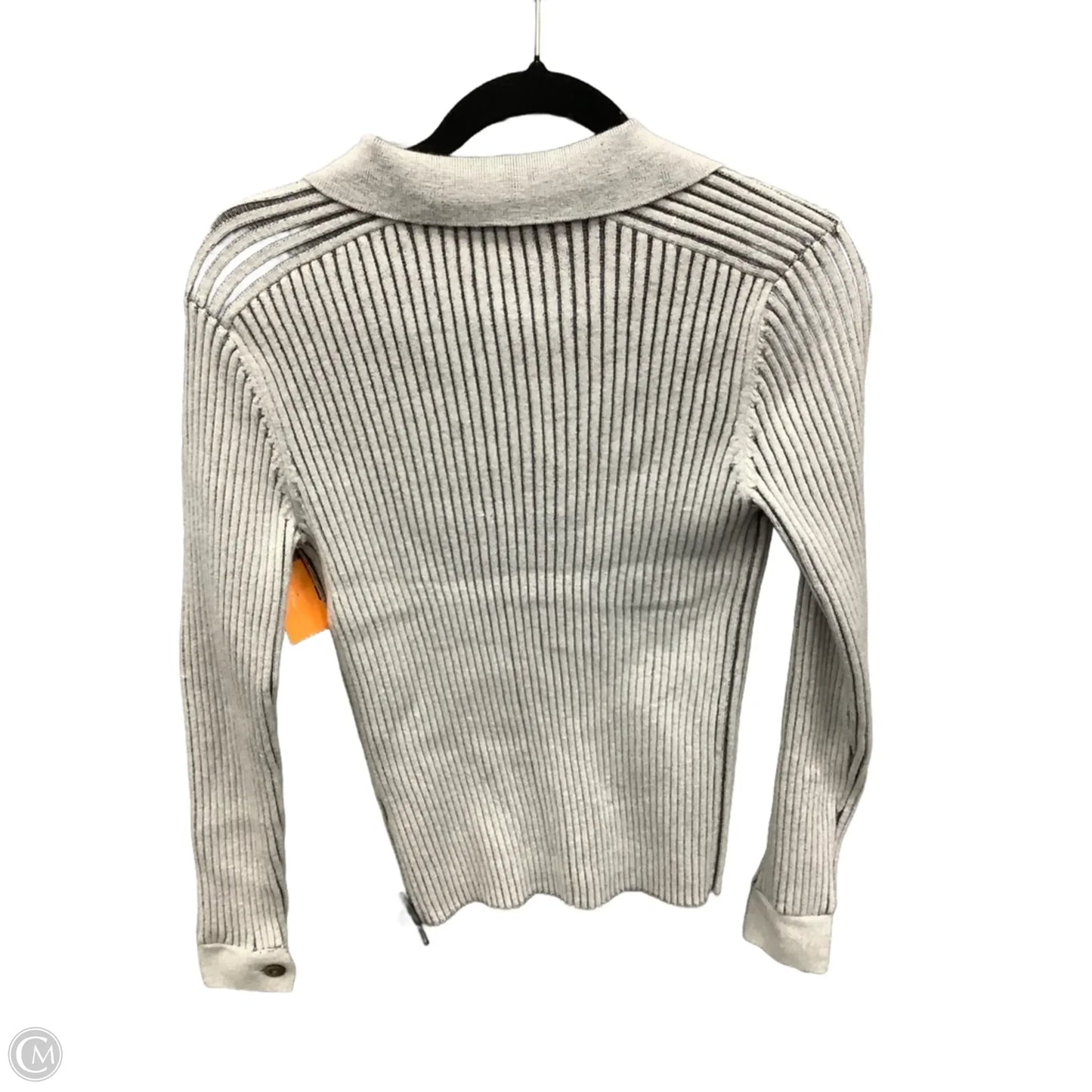 Top Long Sleeve By Clothes Mentor In Grey, Size: Xs