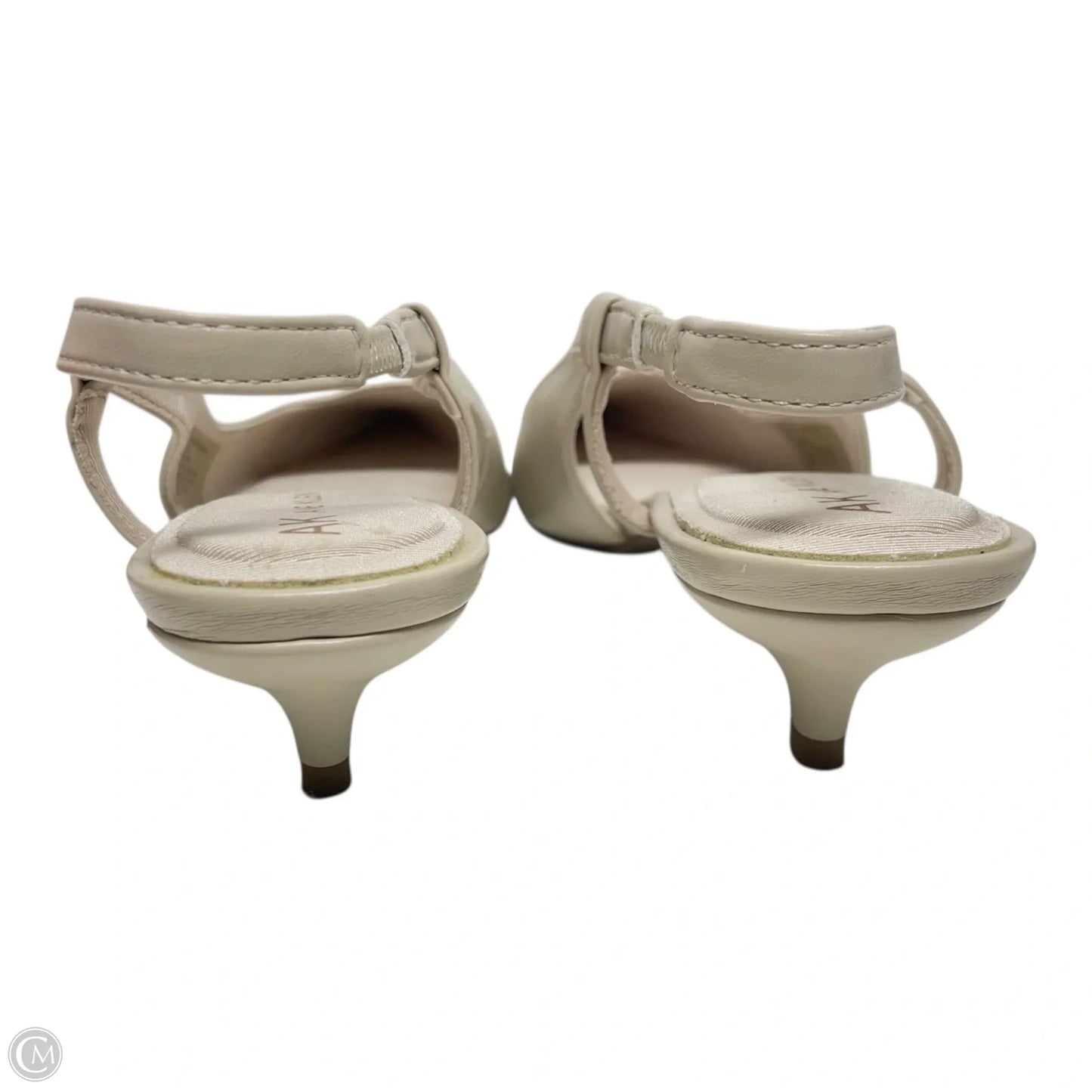 Shoes Heels Kitten By Anne Klein In Cream, Size: 8.5