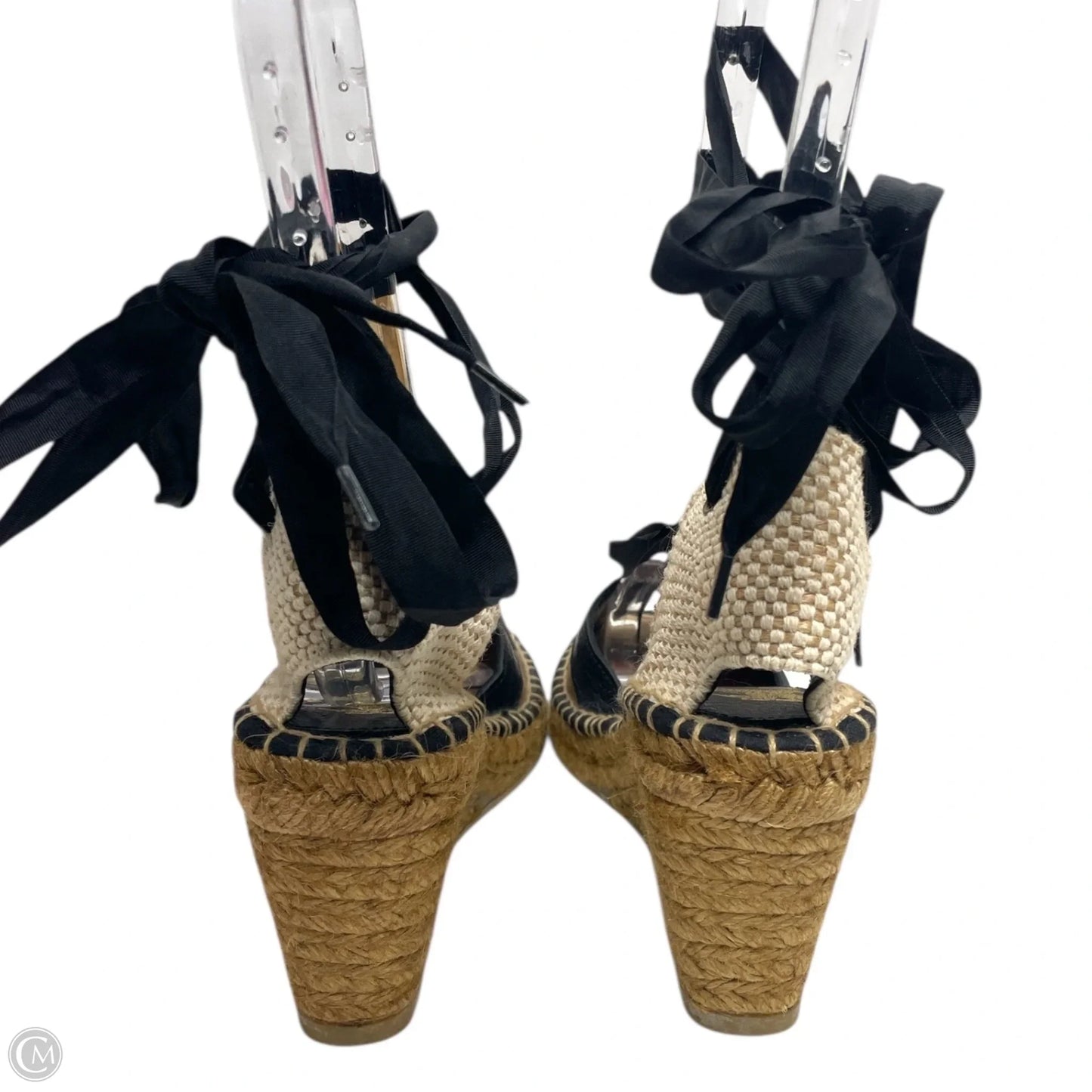 Shoes Luxury Designer By Burberry In Plaid Pattern, Size: 5.5