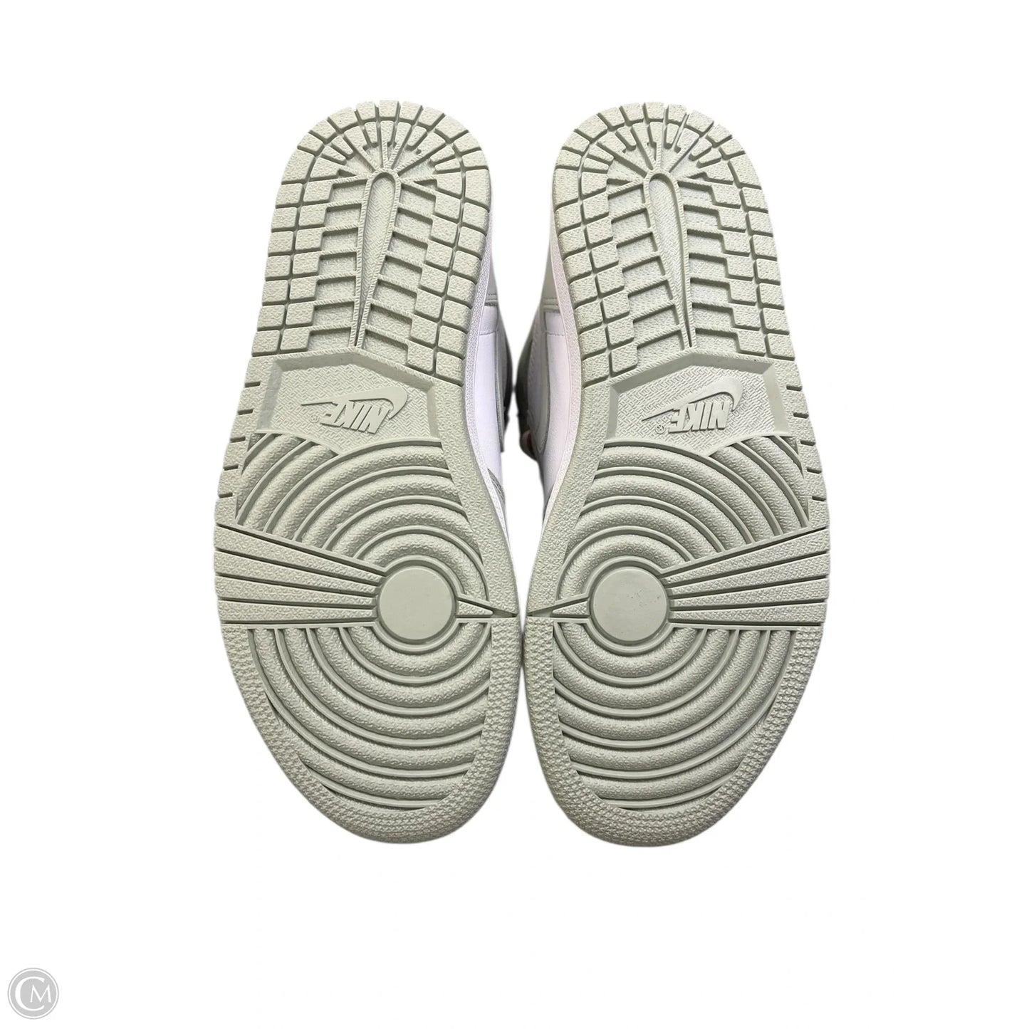 Shoes Sneakers By Nike In Green & White, Size: 8.5