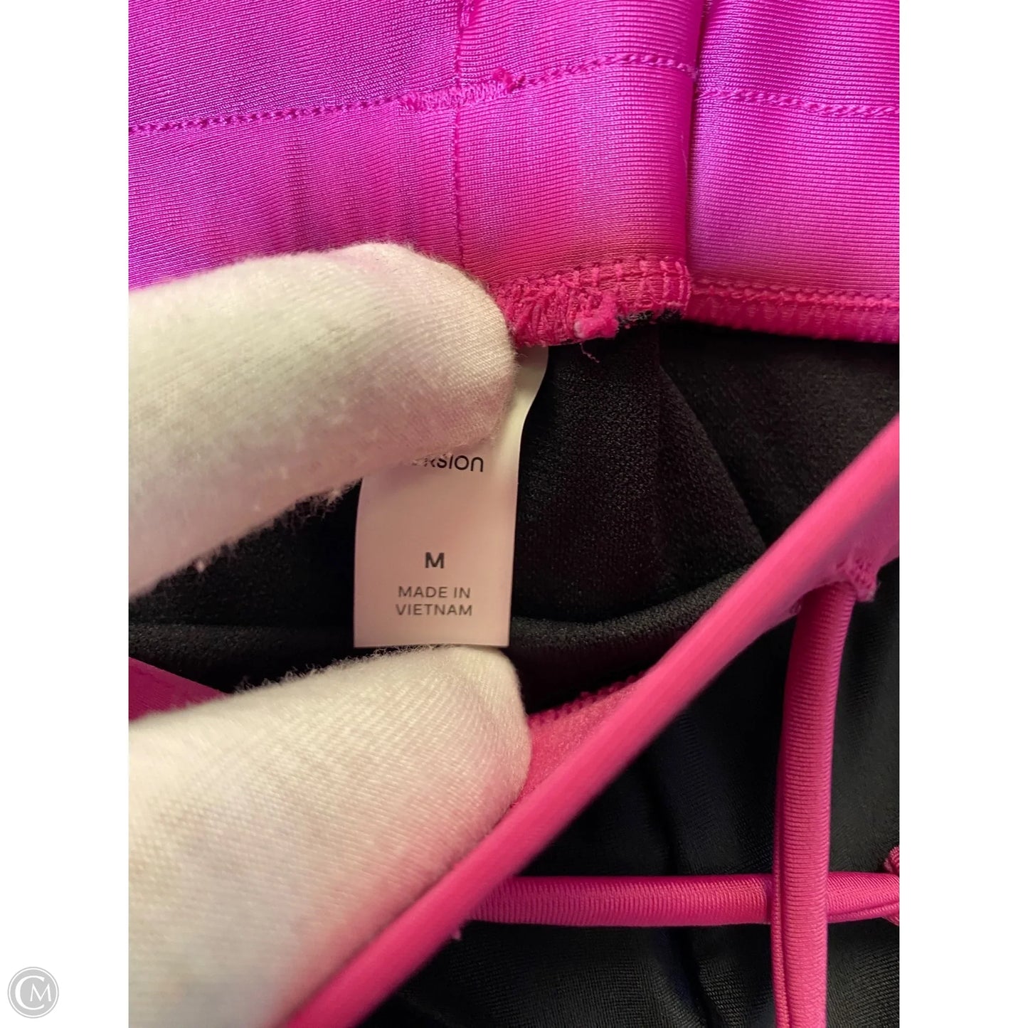 Athletic Shorts By Xersion In Black & Pink, Size: M