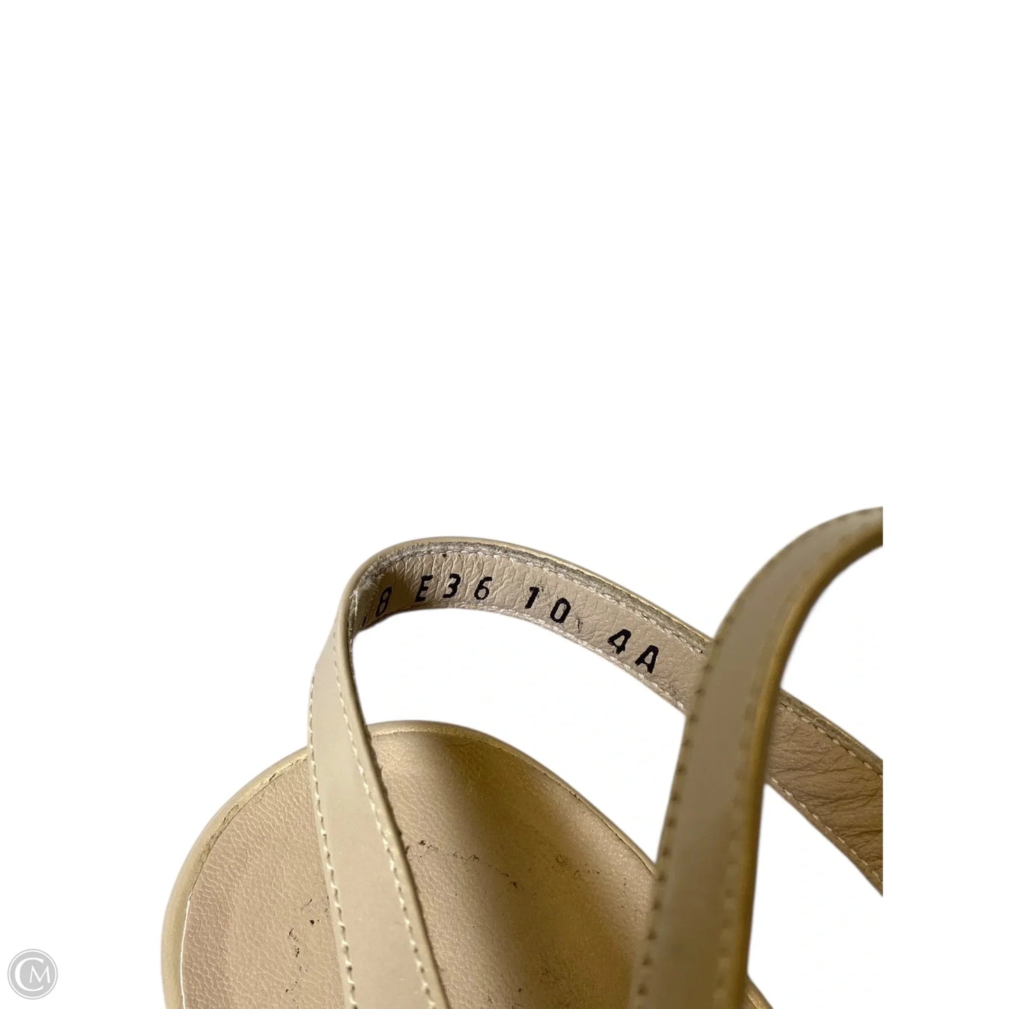 Shoes Luxury Designer By Ferragamo In Gold, Size: 10