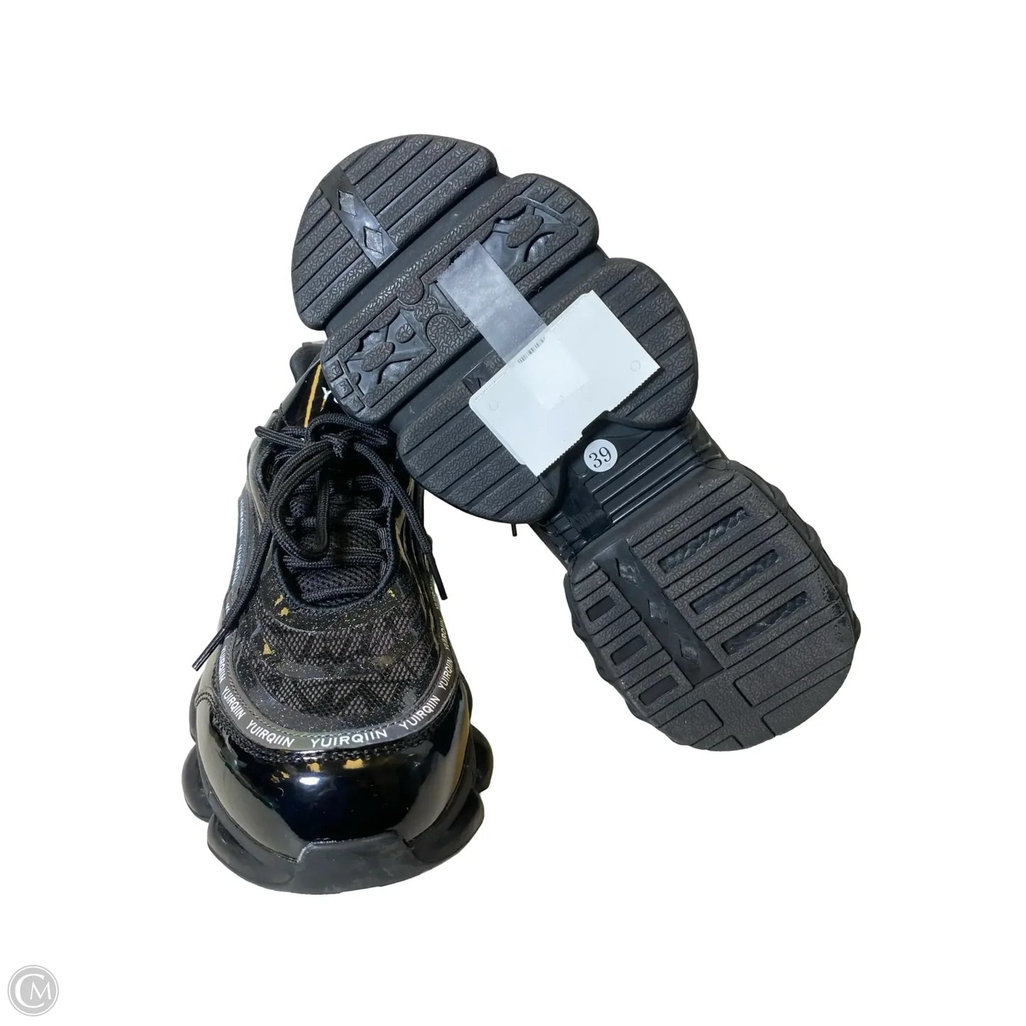 Shoes Sneakers By Clothes Mentor In Black, Size: 8.5