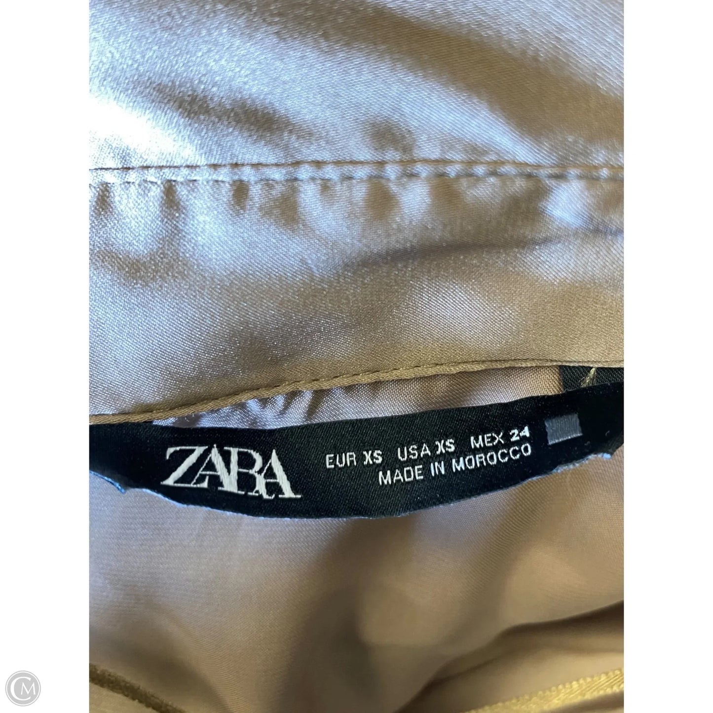 Top Long Sleeve By Zara In Beige, Size: Xs