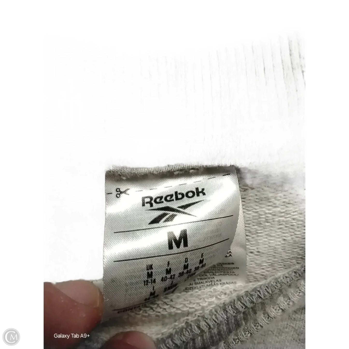 Athletic Sweatshirt Crewneck By Reebok In Grey, Size: M