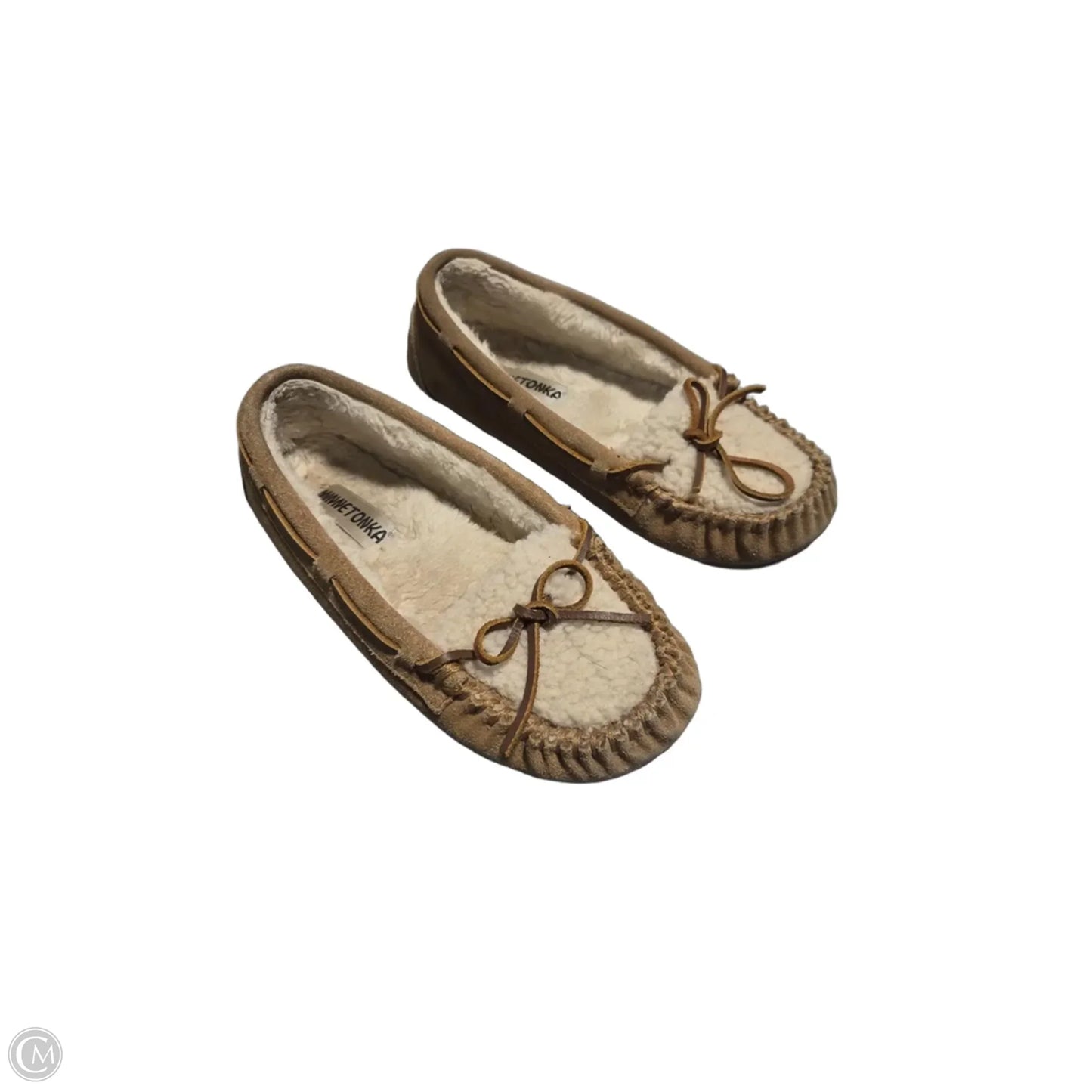Shoes Flats By Minnetonka In Tan, Size: 7