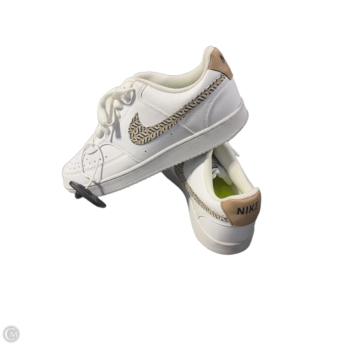 Shoes Sneakers By Nike In White, Size: 10