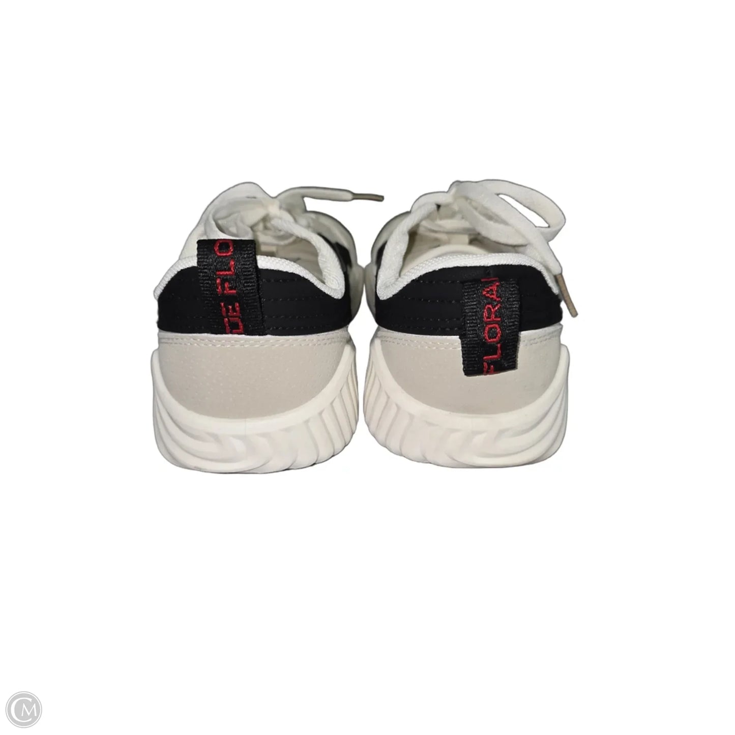 Shoes Flats By Cmc In Cream & Grey, Size: 6