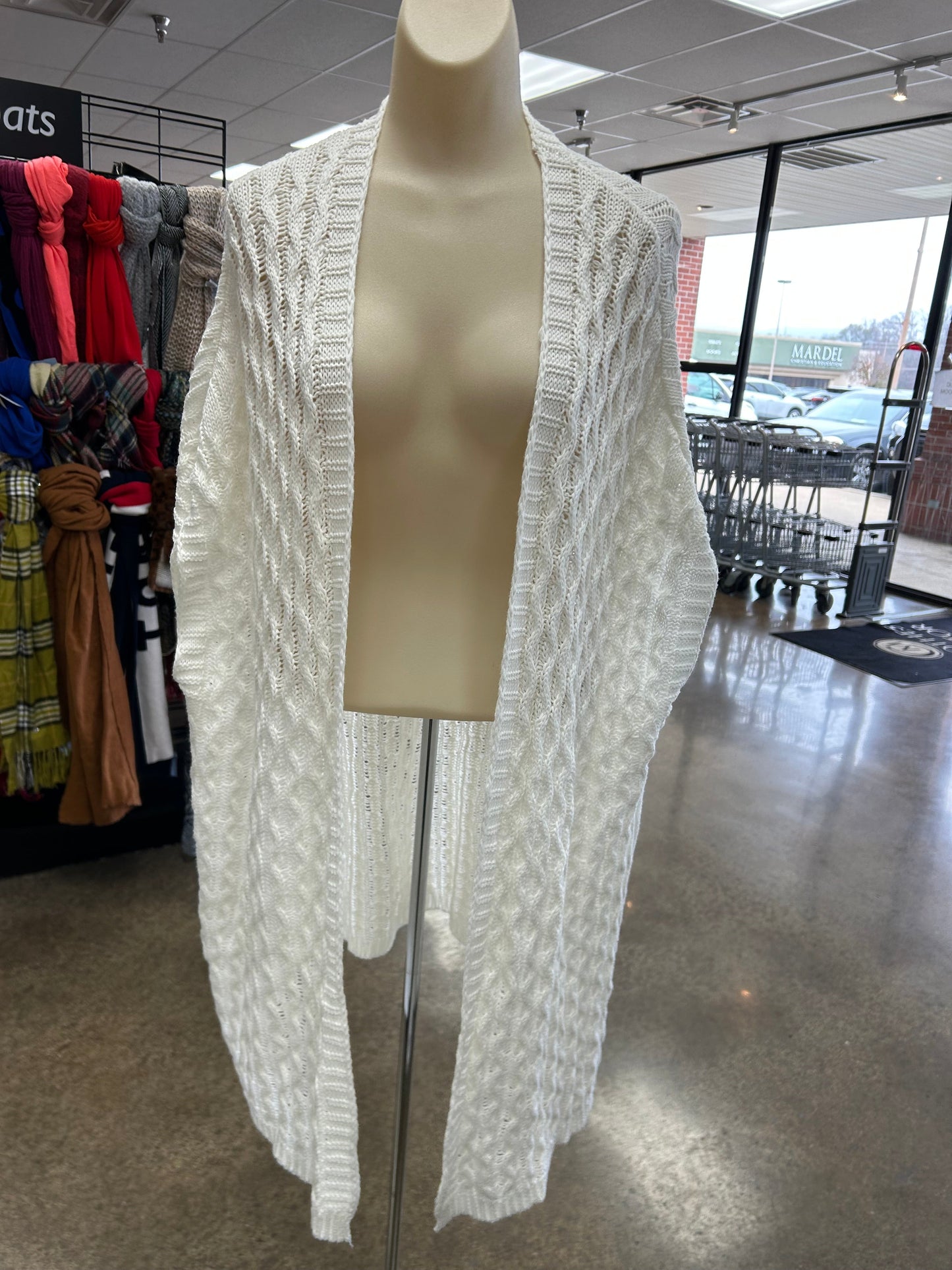 Sweater Cardigan By Clothes Mentor In White, Size:L