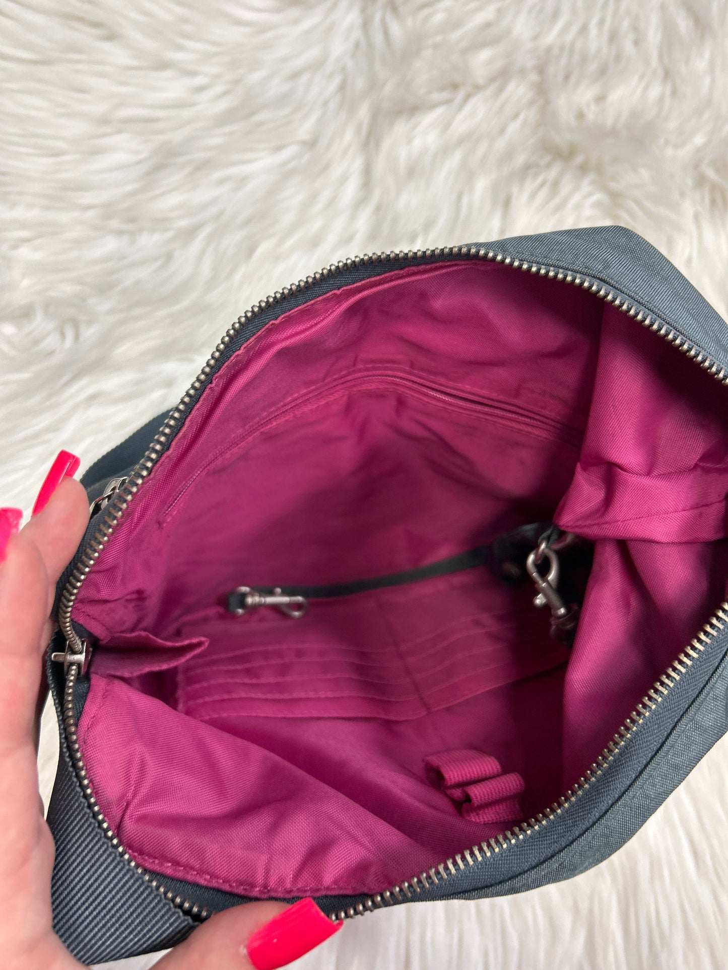 Handbag By Baggallini In Grey, Size:Small