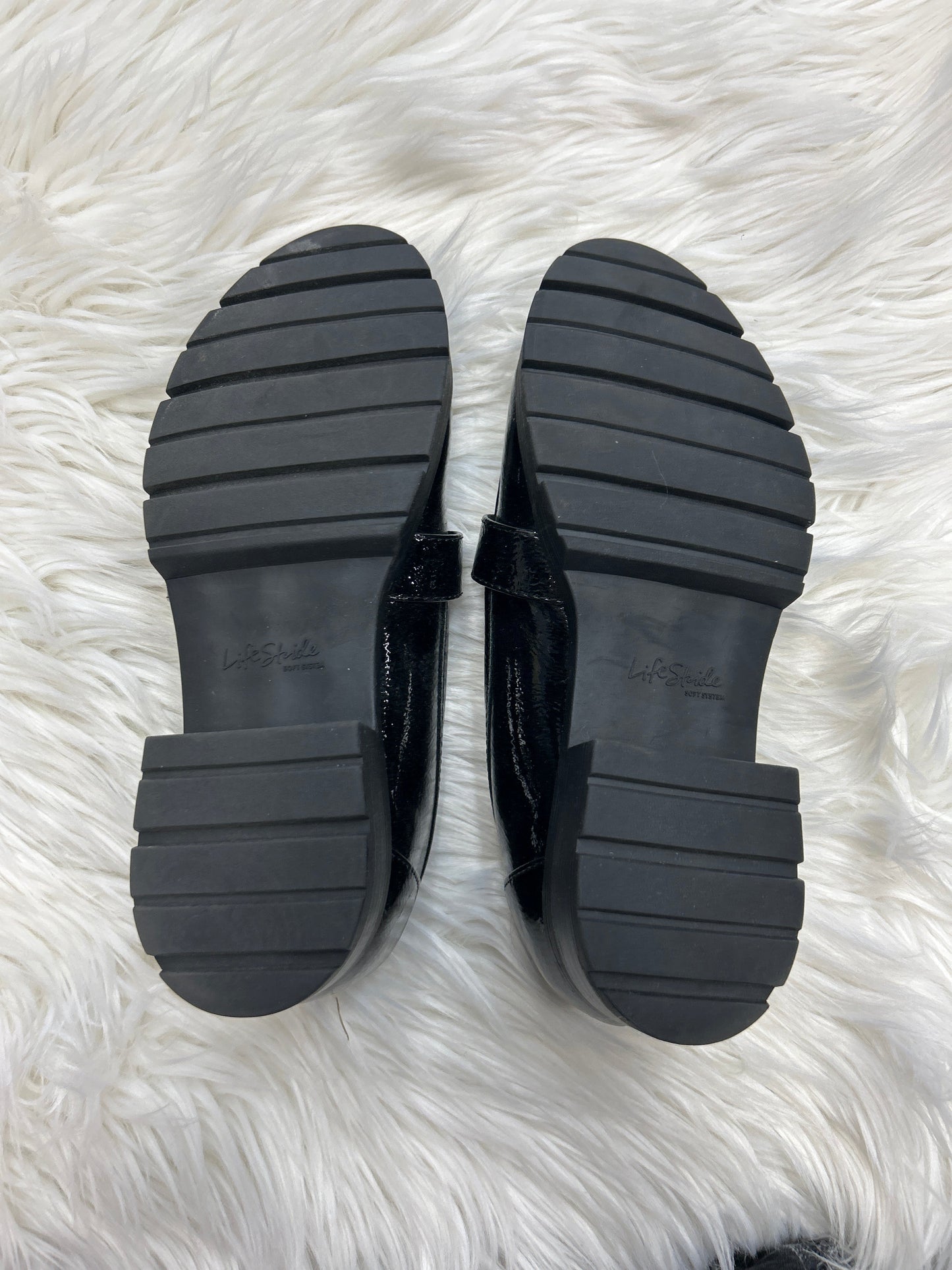 Shoes Flats By Life Stride In Black, Size:8