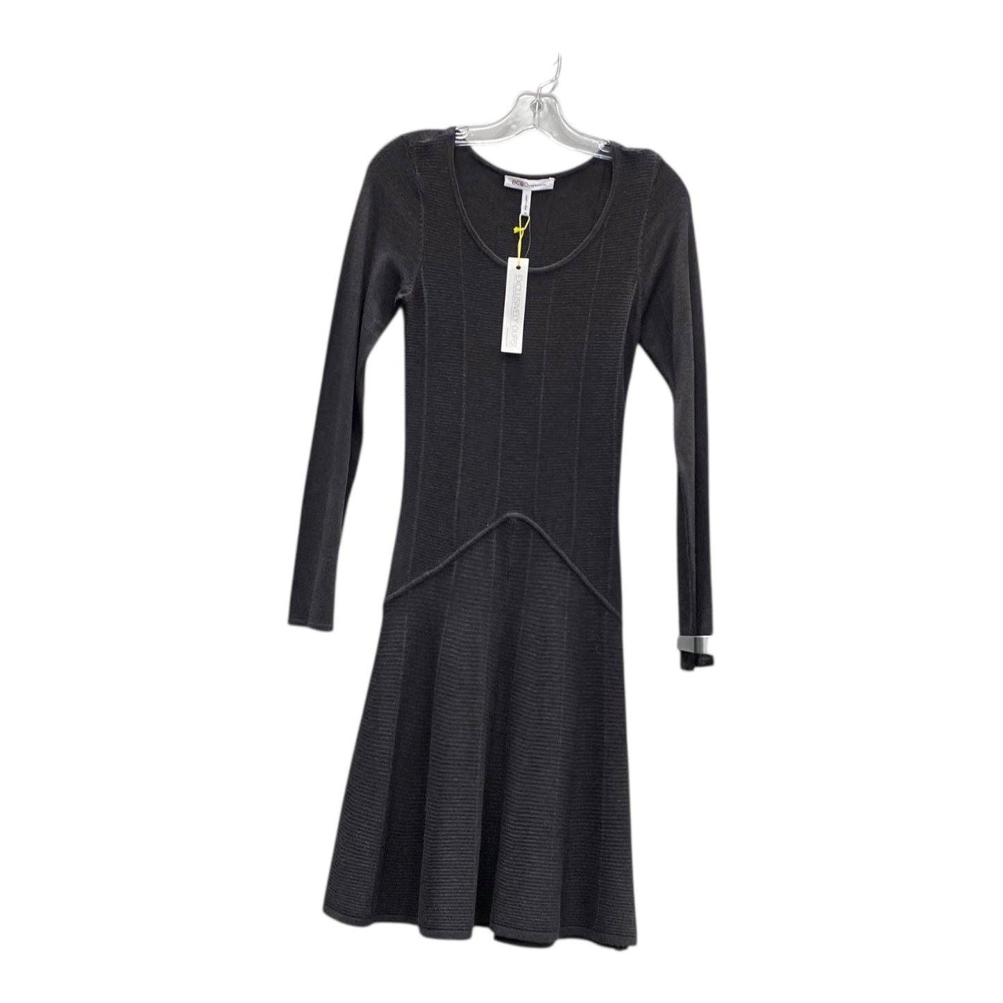 Dress Casual Short By Bcbgeneration In Grey, Size:M