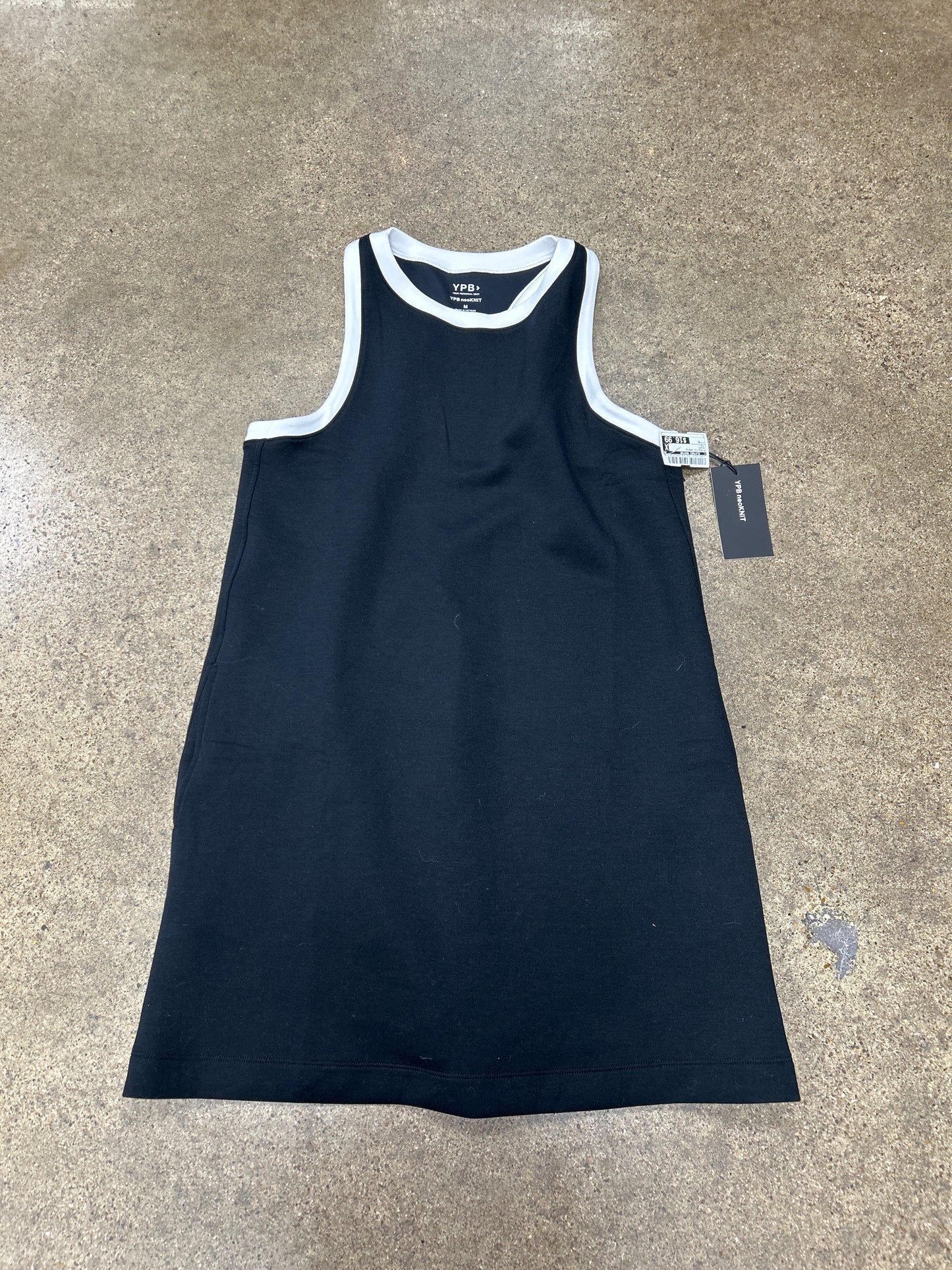 Athletic Dress By Clothes Mentor In Black, Size:M