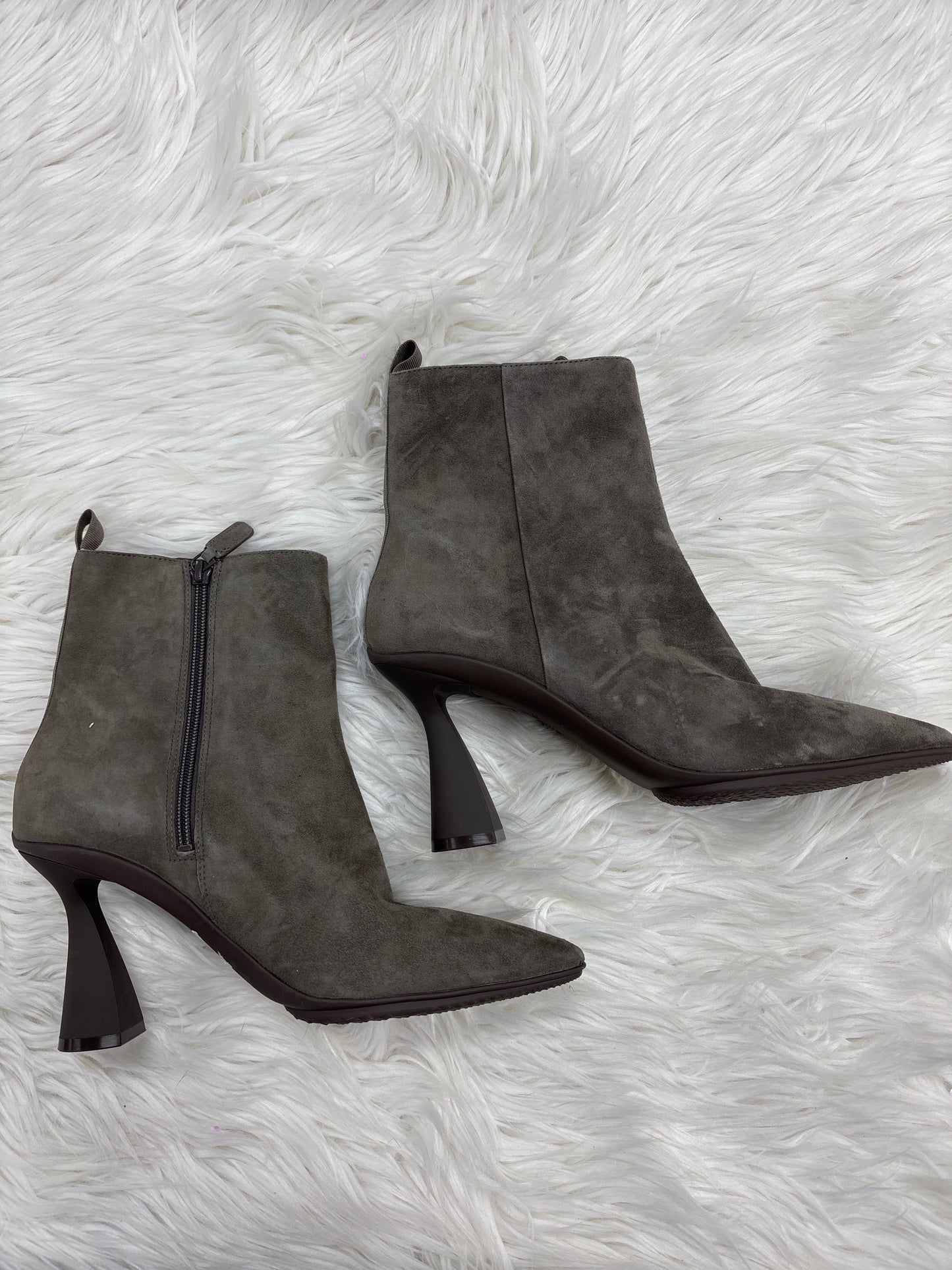 Boots Ankle Heels By Cole-Haan In Grey, Size:10