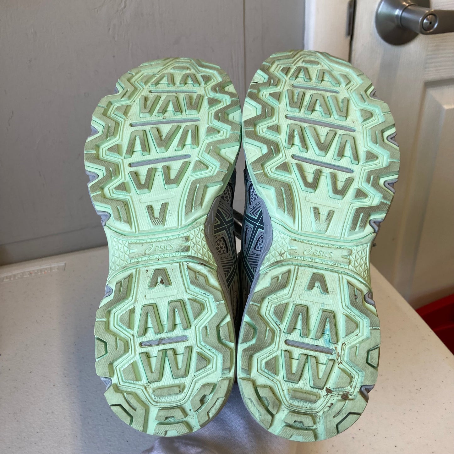 Shoes Athletic By Asics In Grey, Size:6