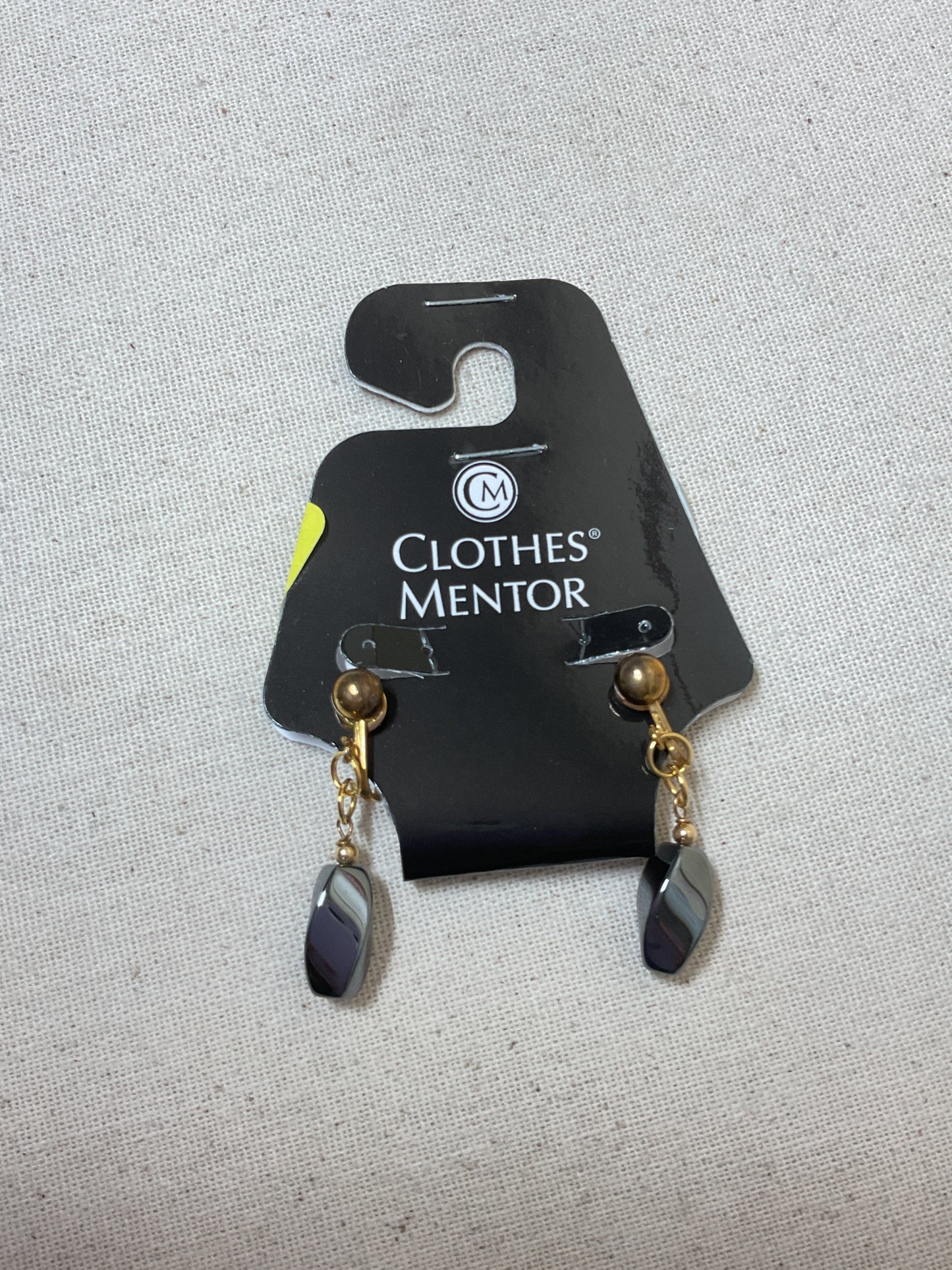 Earrings Clip By Cmf In Black & Gold