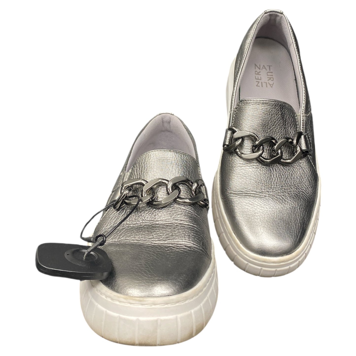 Shoes Sneakers By Naturalizer In Silver, Size:9